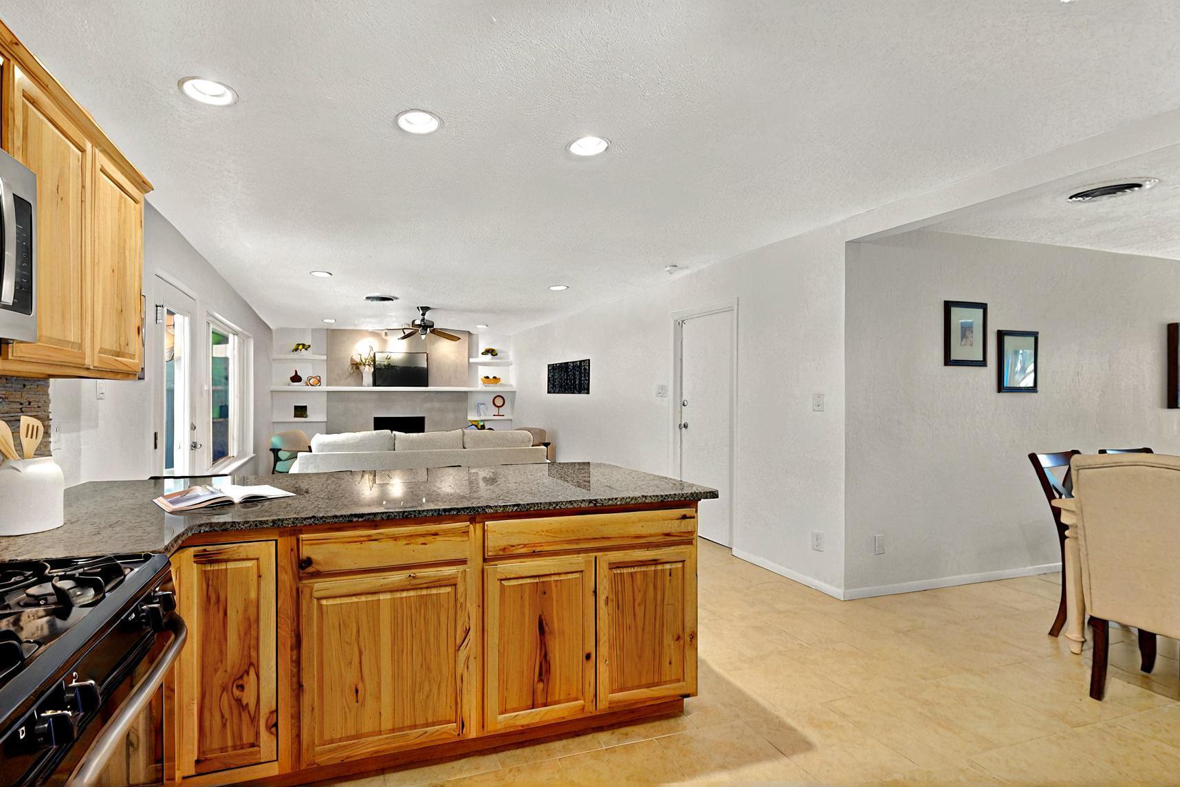 4604 SHERWOOD Street NE