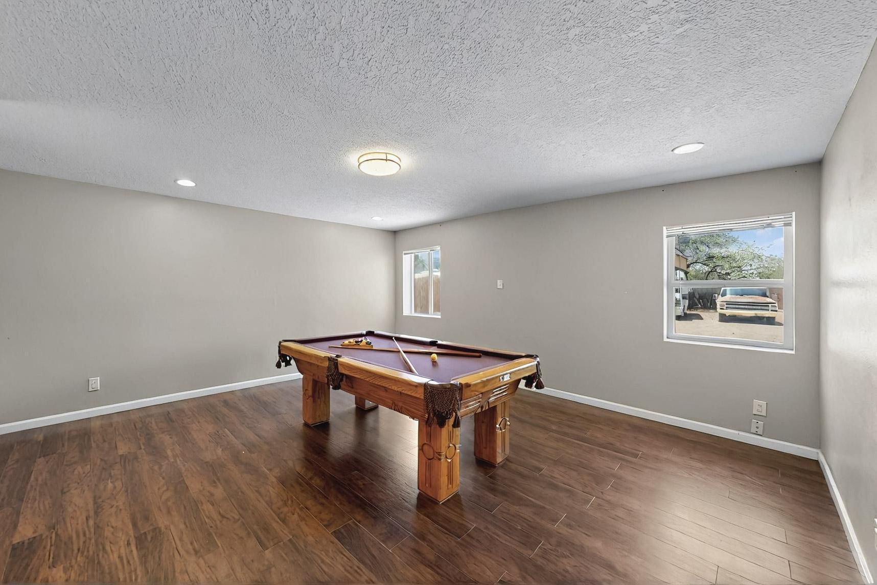 2215 TAPIA Boulevard SW