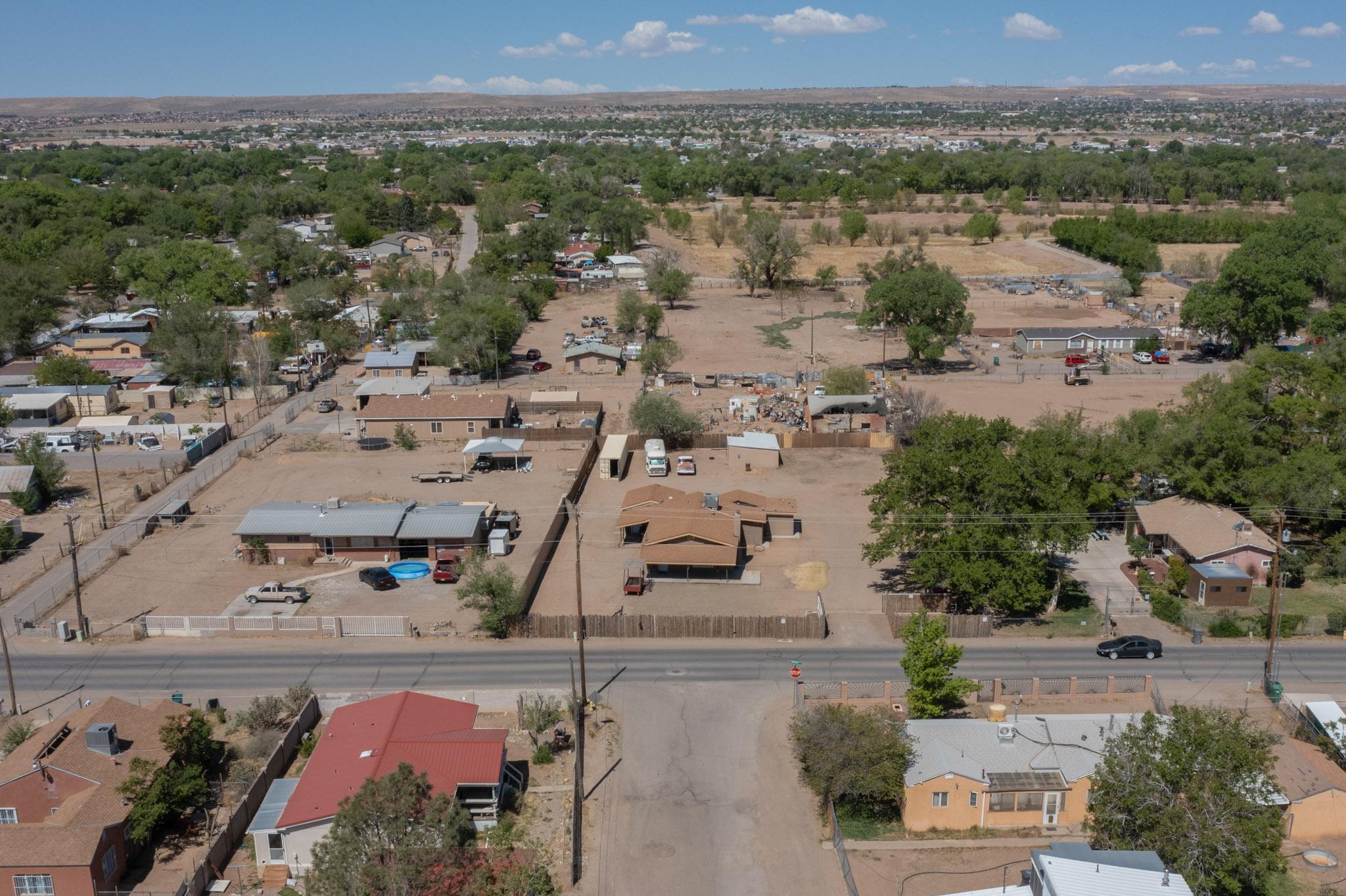 2215 TAPIA Boulevard SW