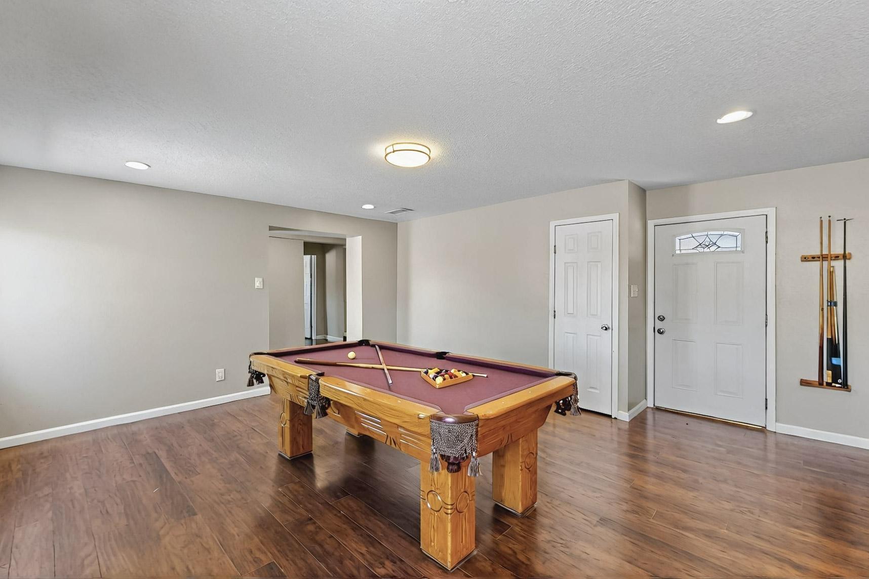 2215 TAPIA Boulevard SW