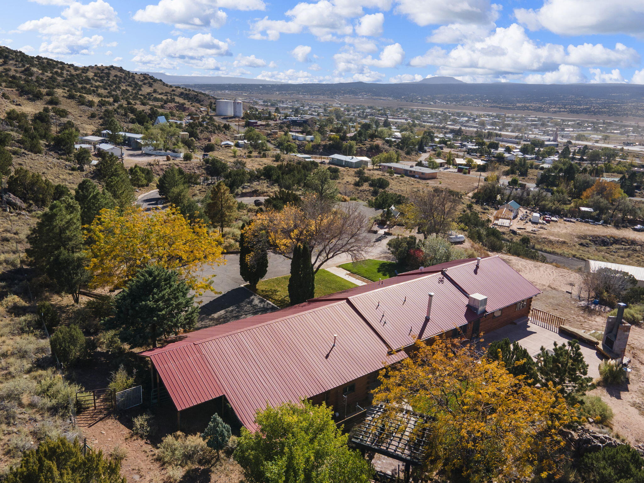 515 HAYSTACK Place