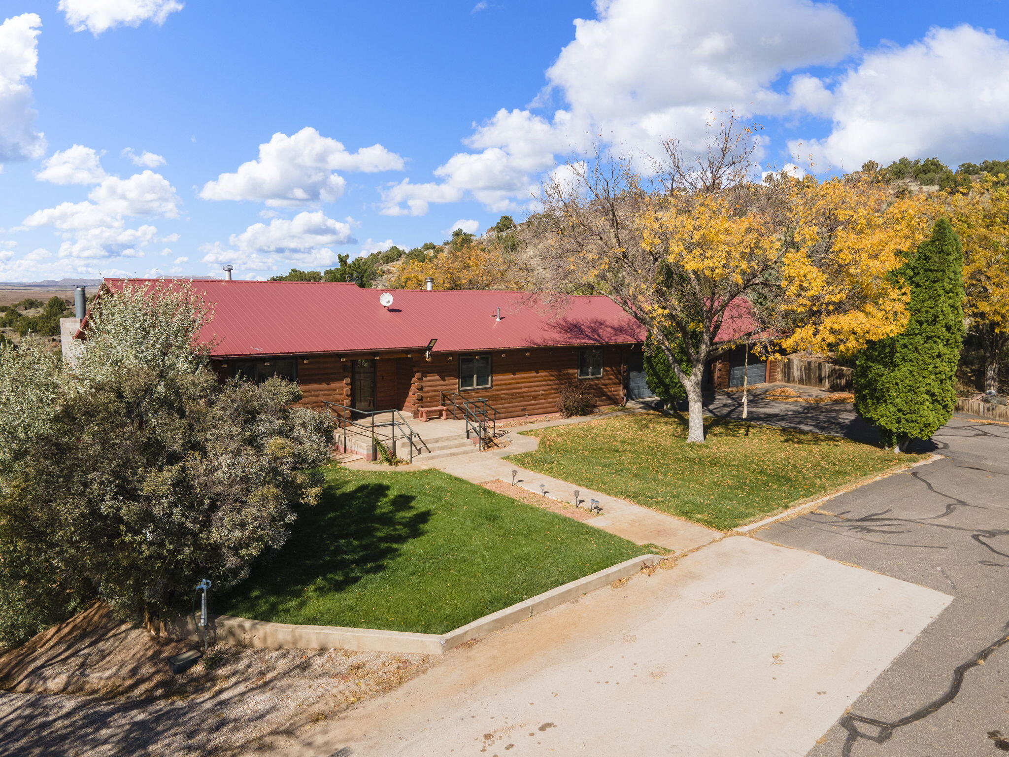 515 HAYSTACK Place