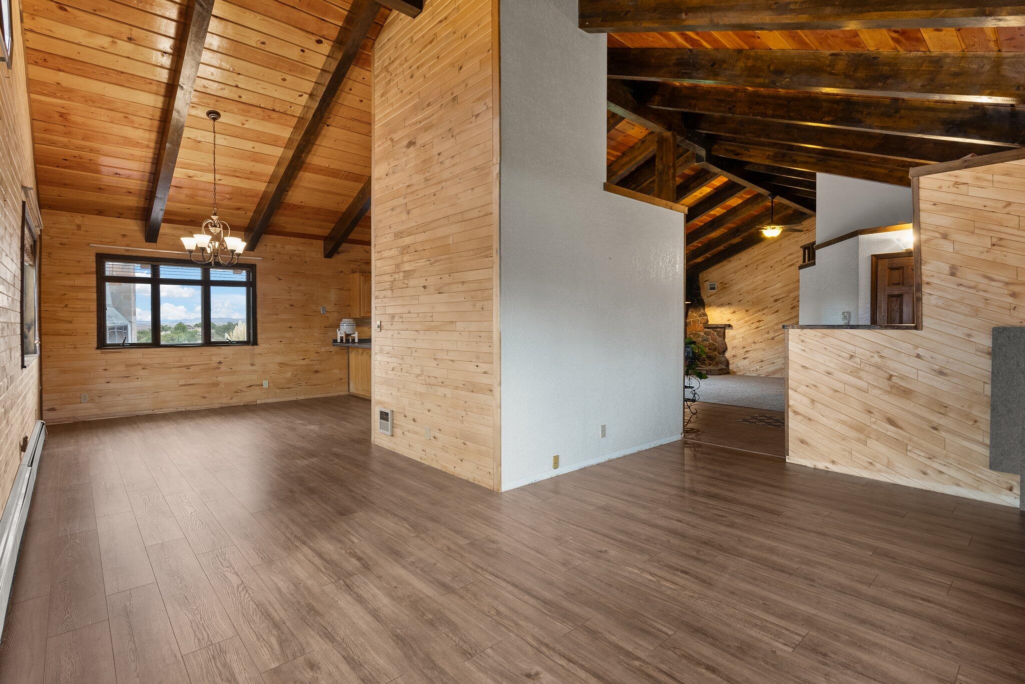 515 HAYSTACK Place