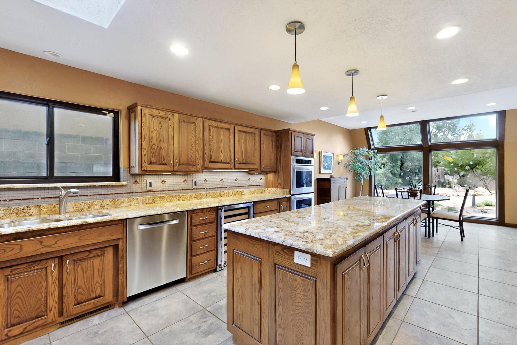 13108 Della Longa Lane NE