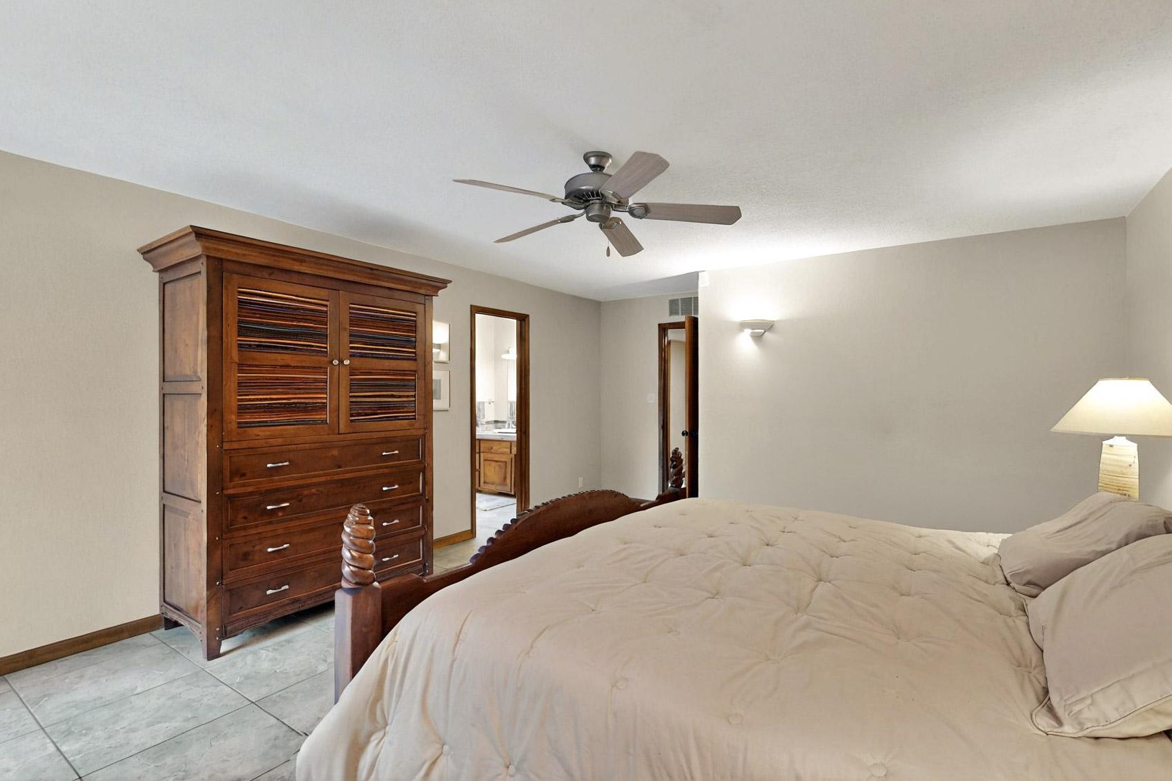 13108 Della Longa Lane NE