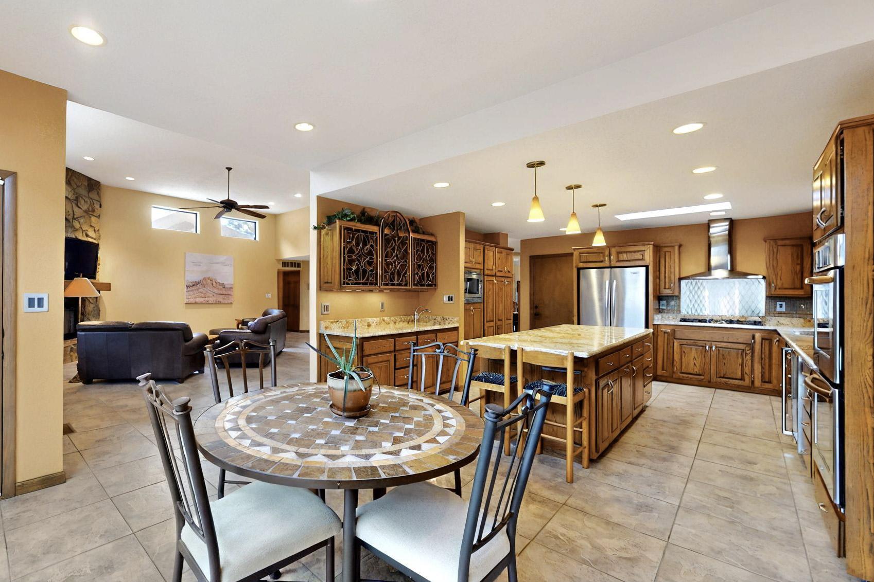 13108 Della Longa Lane NE