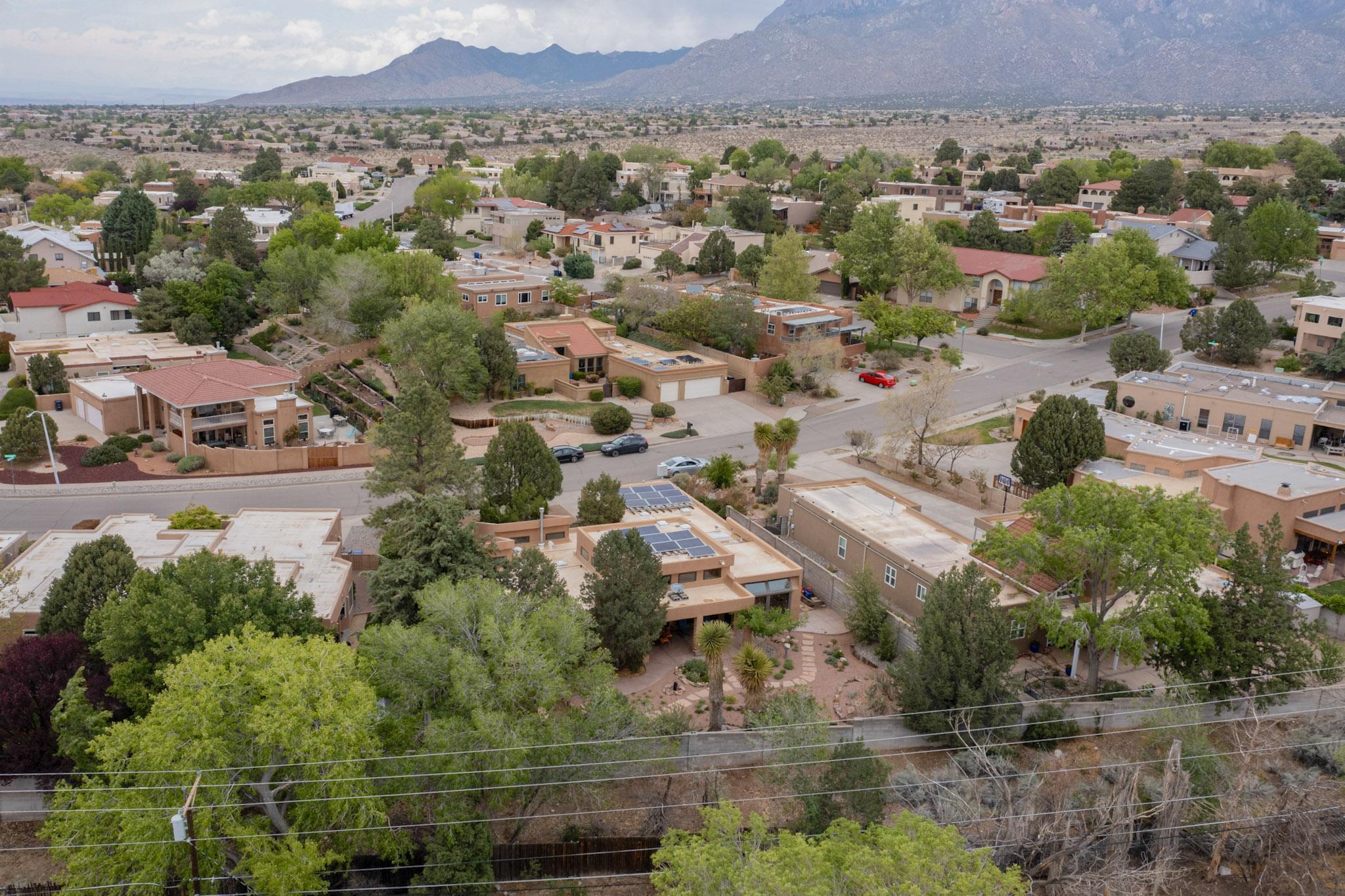 13108 Della Longa Lane NE