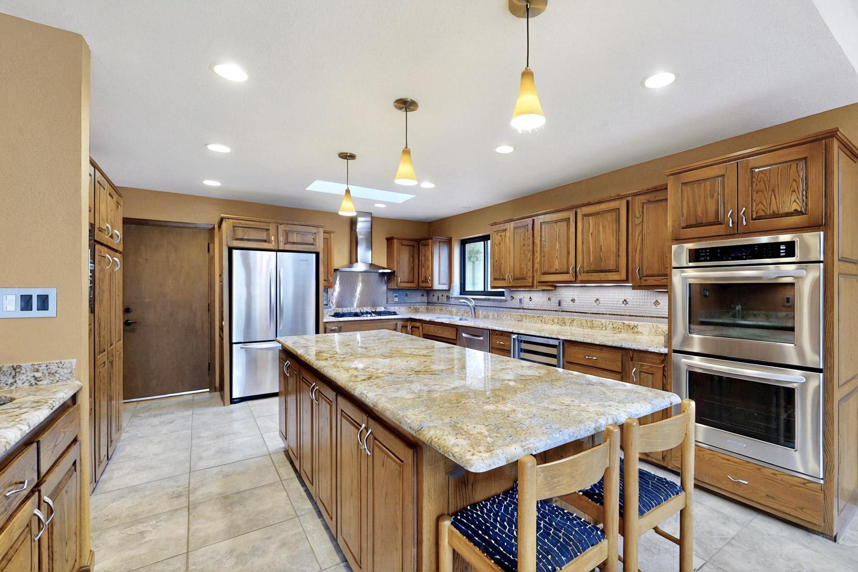 13108 Della Longa Lane NE