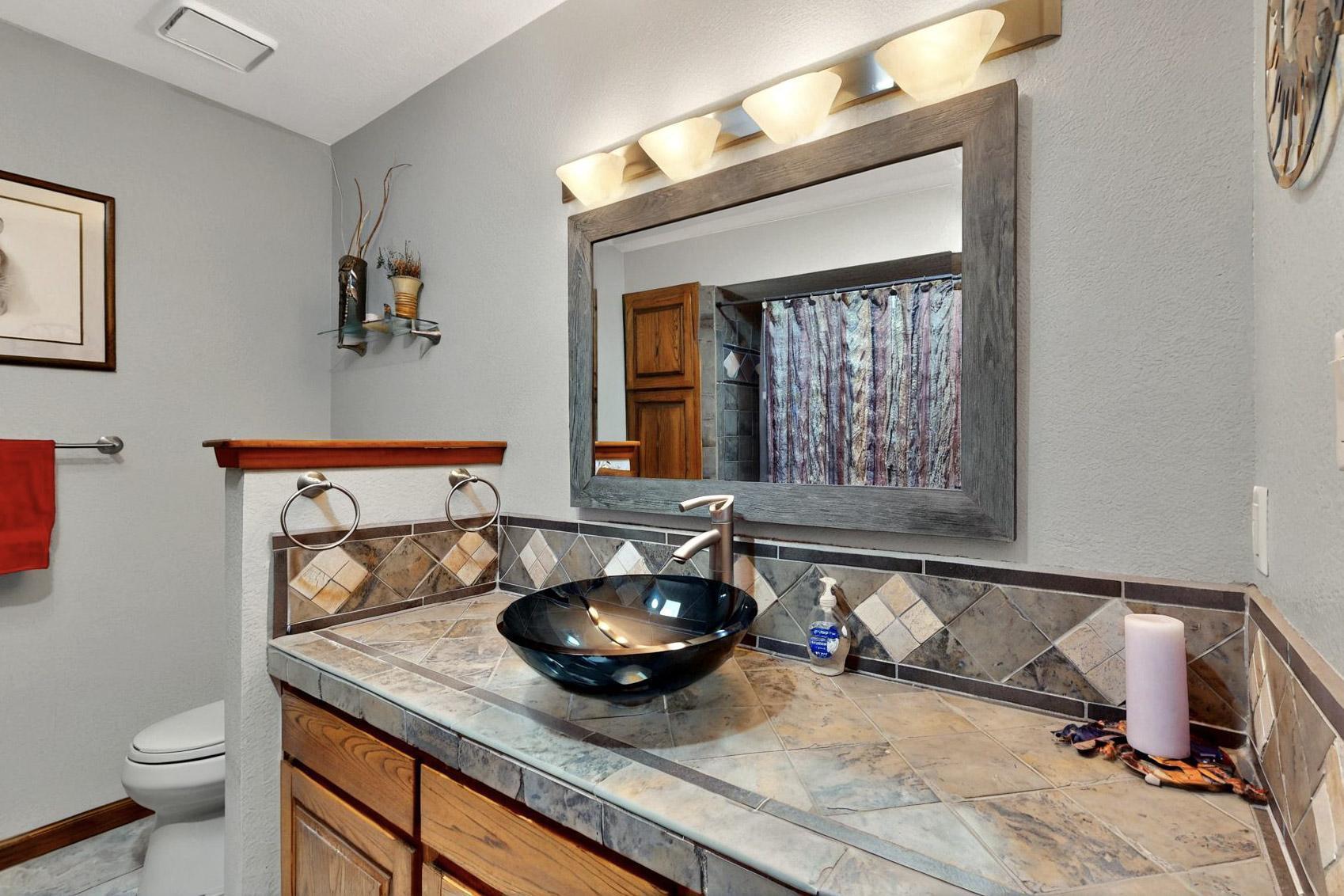 13108 Della Longa Lane NE