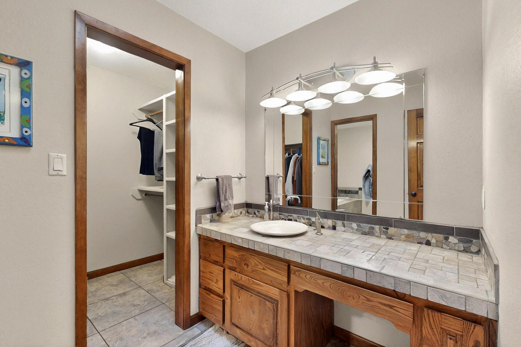 13108 Della Longa Lane NE
