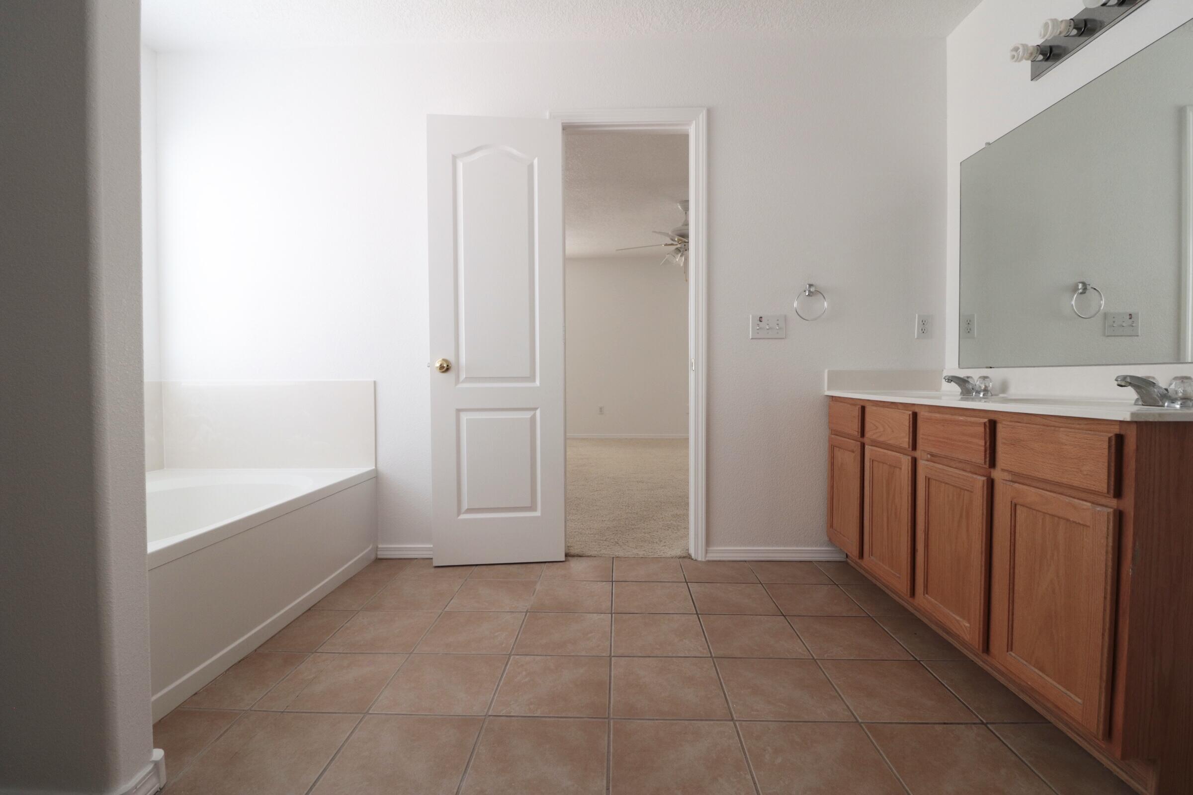 2100 Hermosa Creek Drive SW