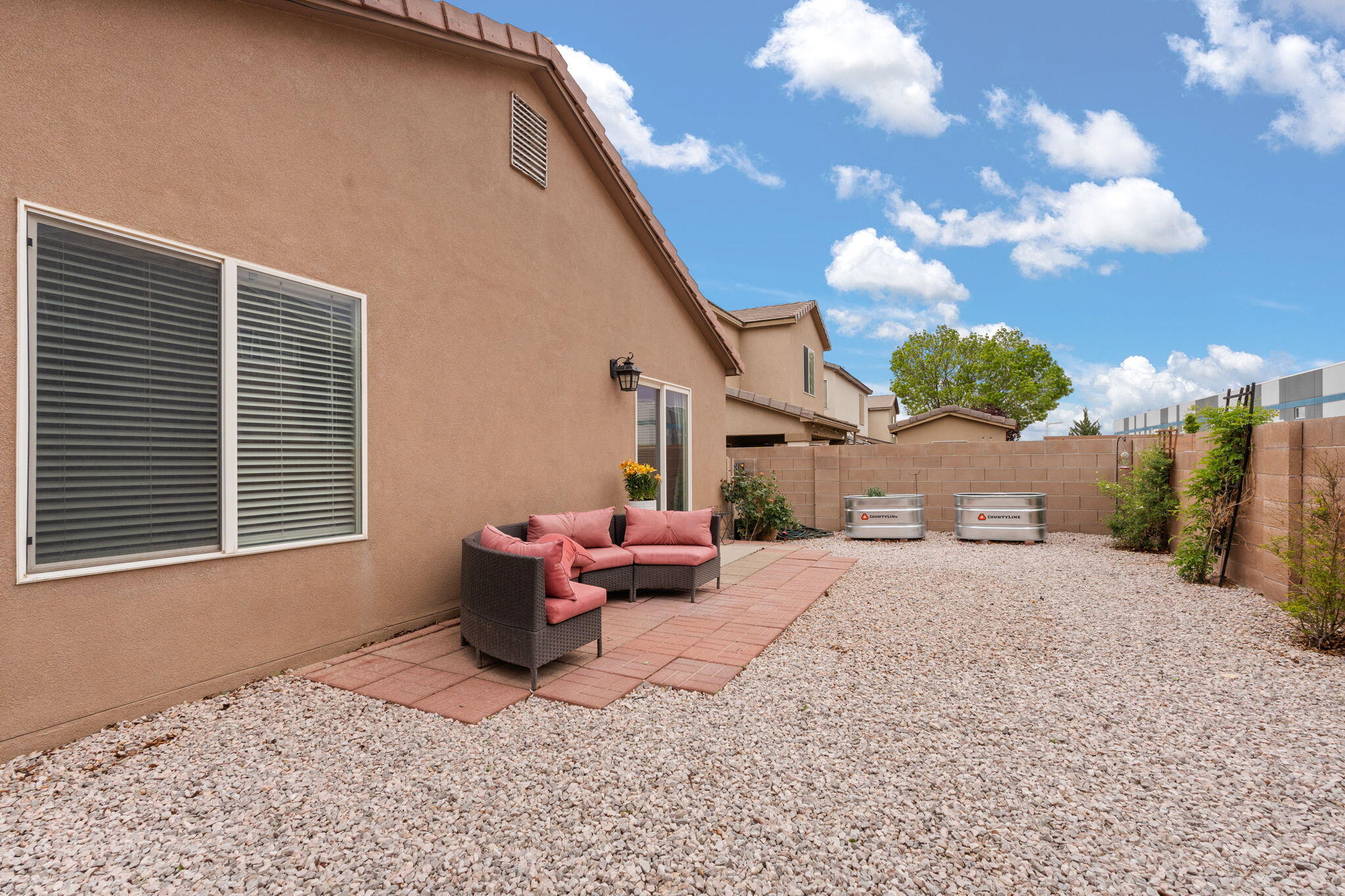 1331 EL SEGUNDO Avenue NE