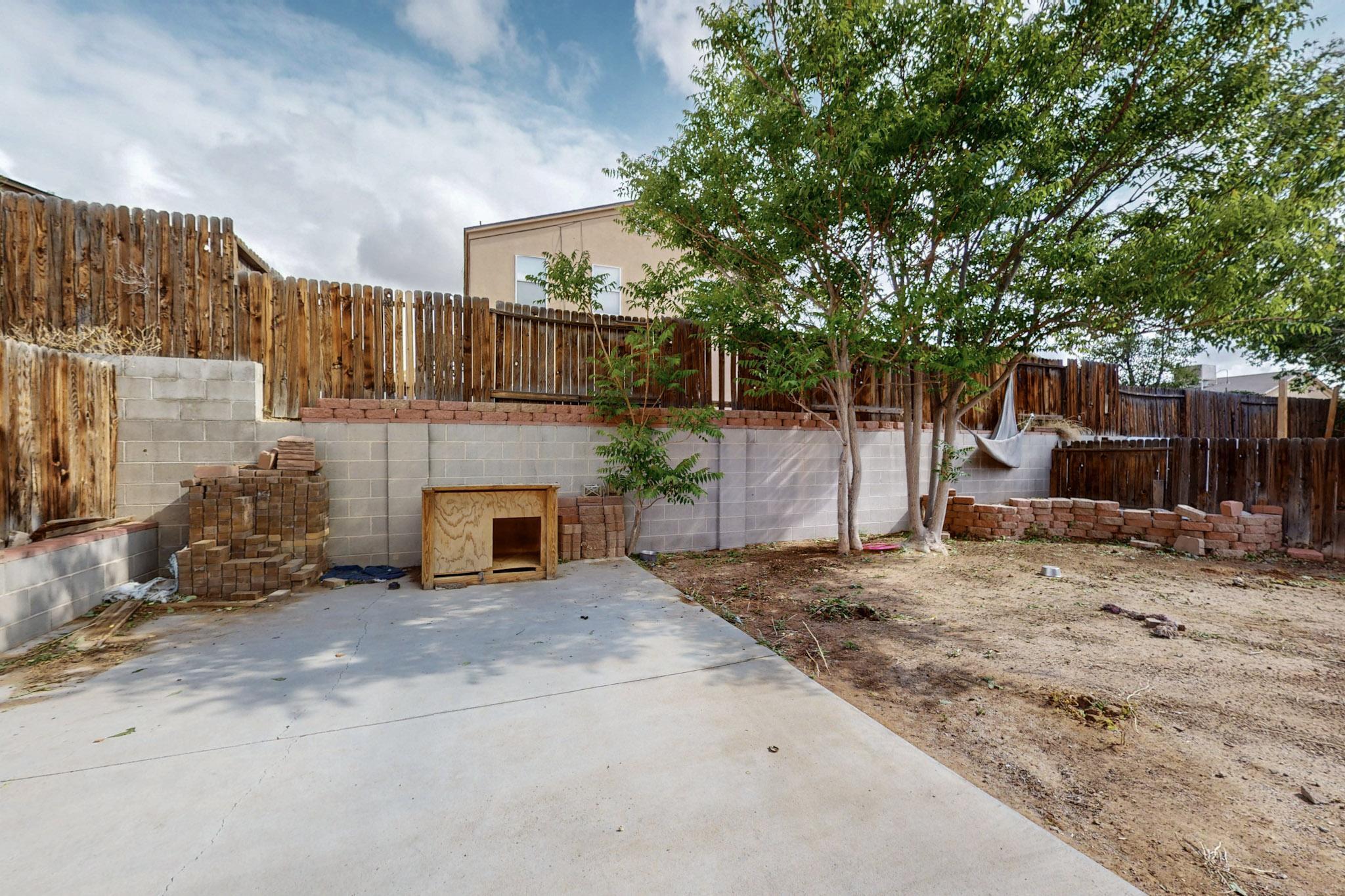 8209 FEATHERTOP Road SW