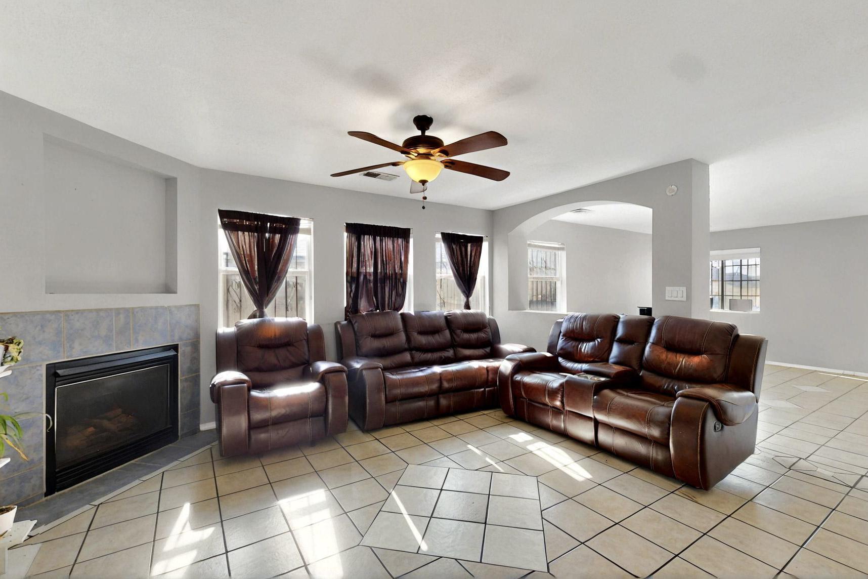 8209 FEATHERTOP Road SW