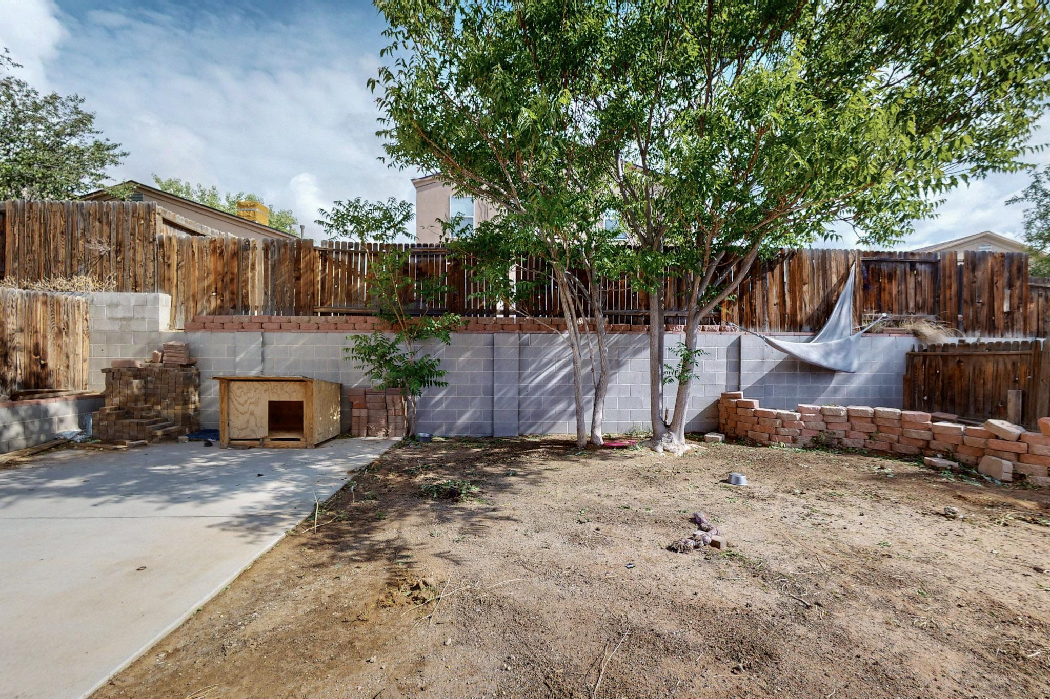 8209 FEATHERTOP Road SW
