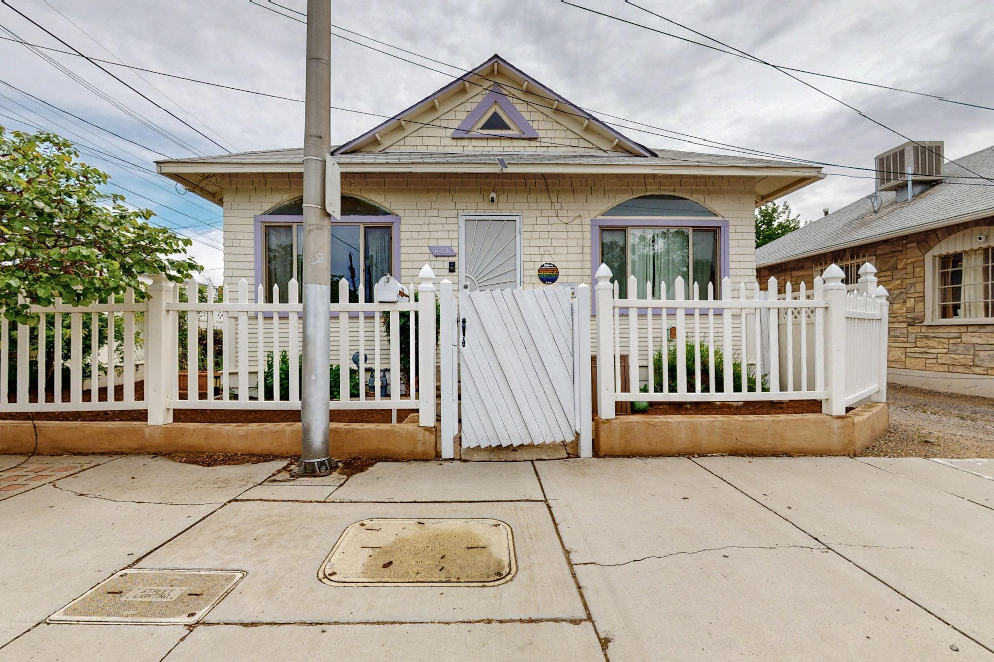 608 COAL Avenue SE
