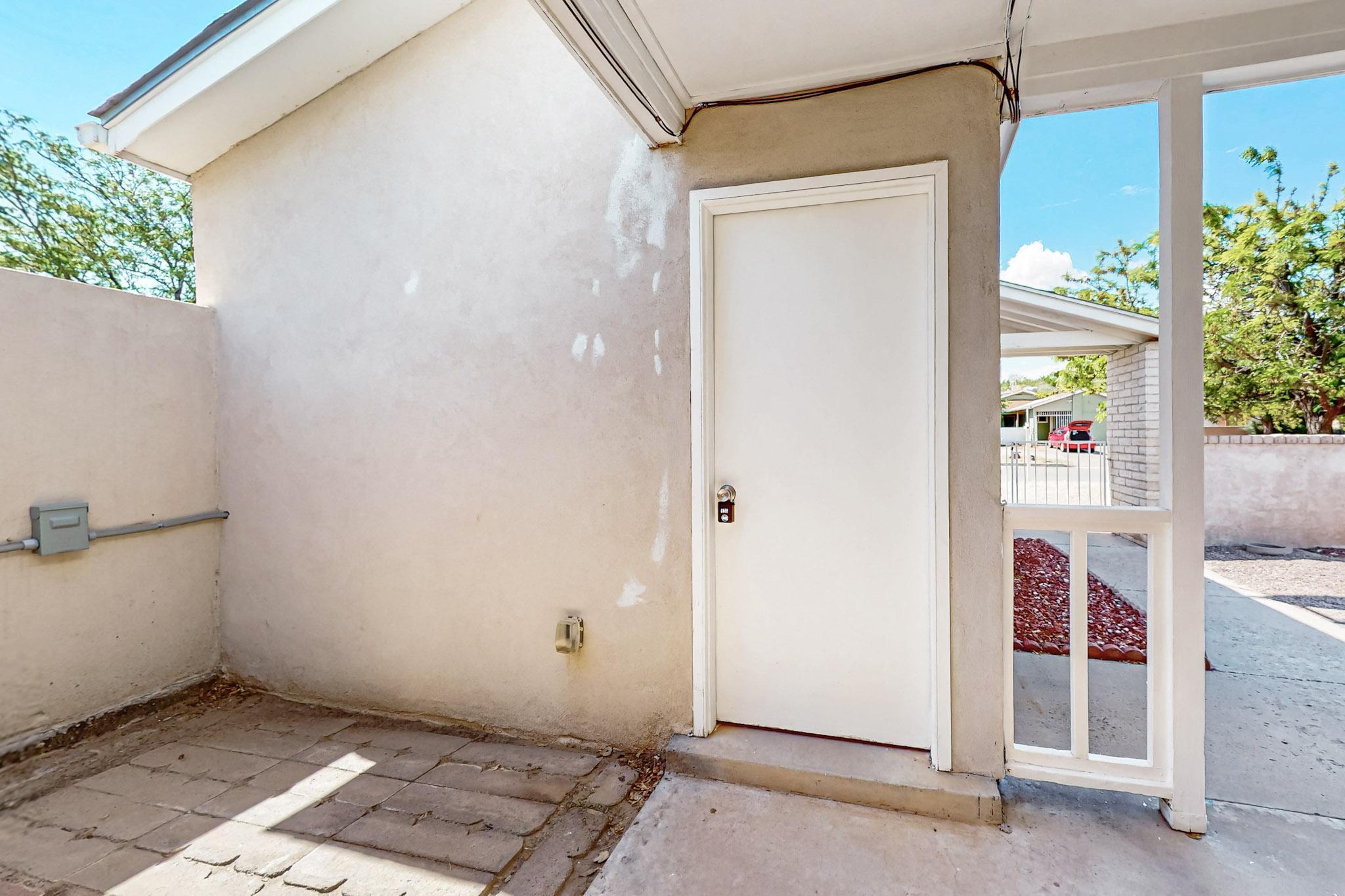154 PEARL Drive NE