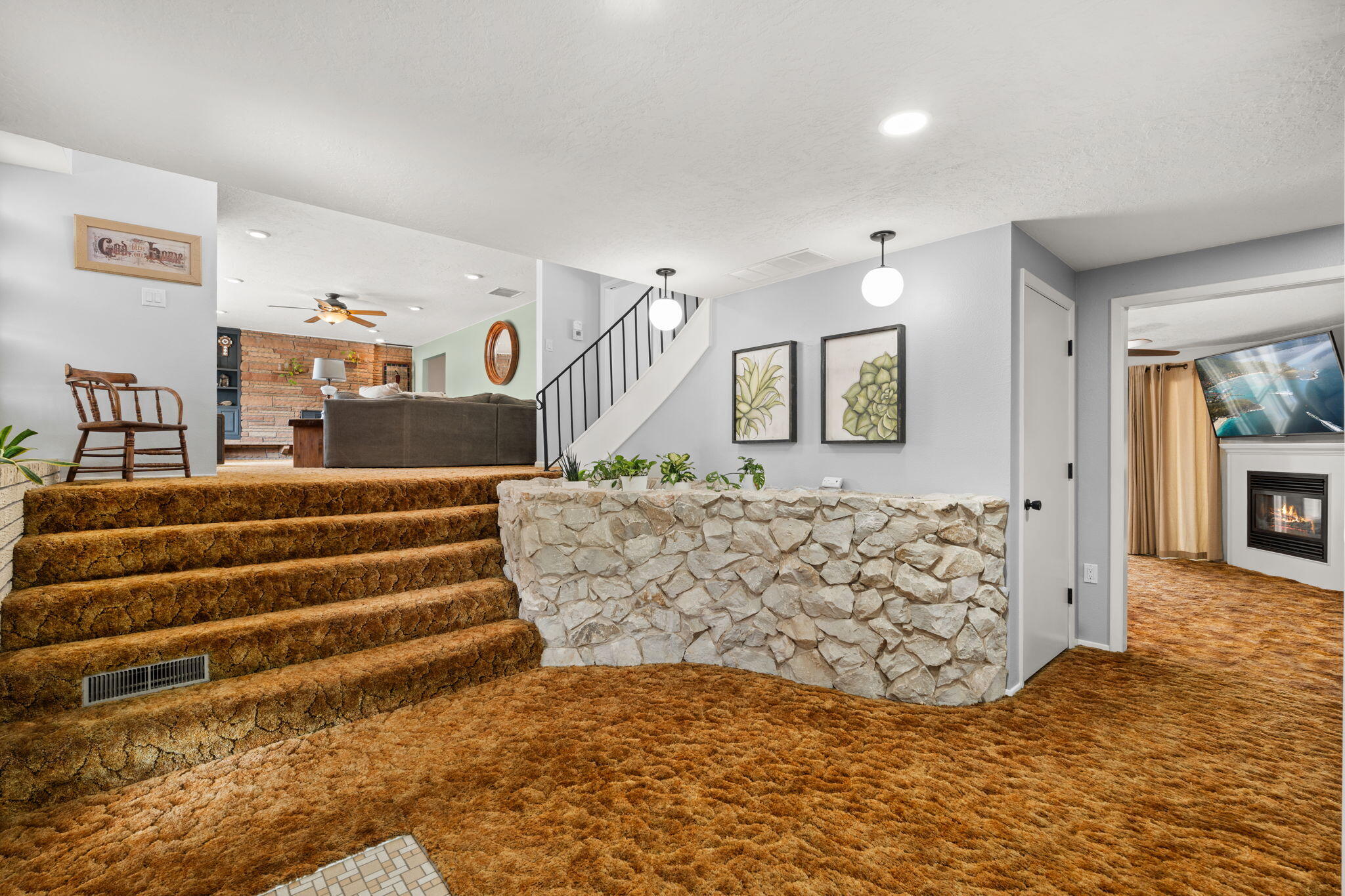 1615 VELTA Drive