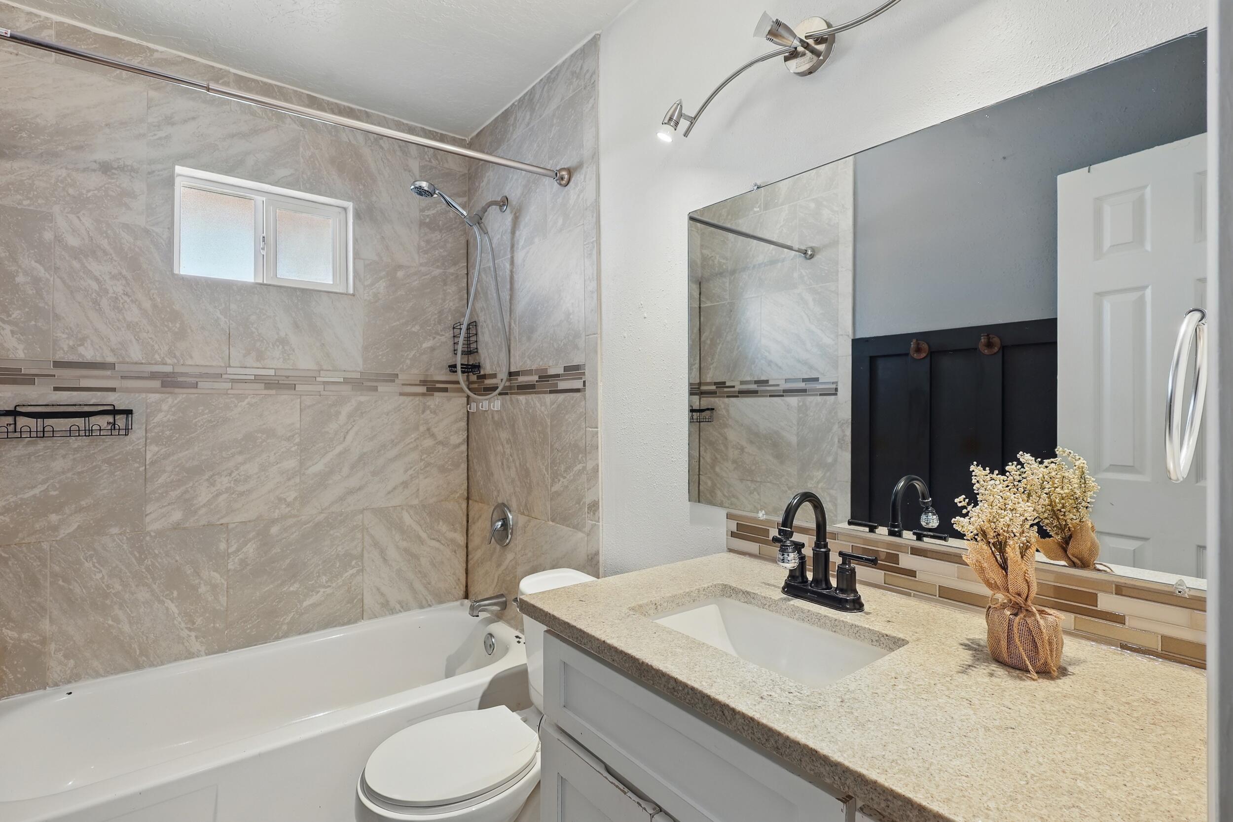 715 N Eleventh Street