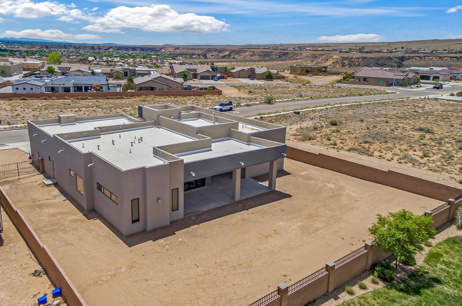 6511 VISTA DEL PRADO