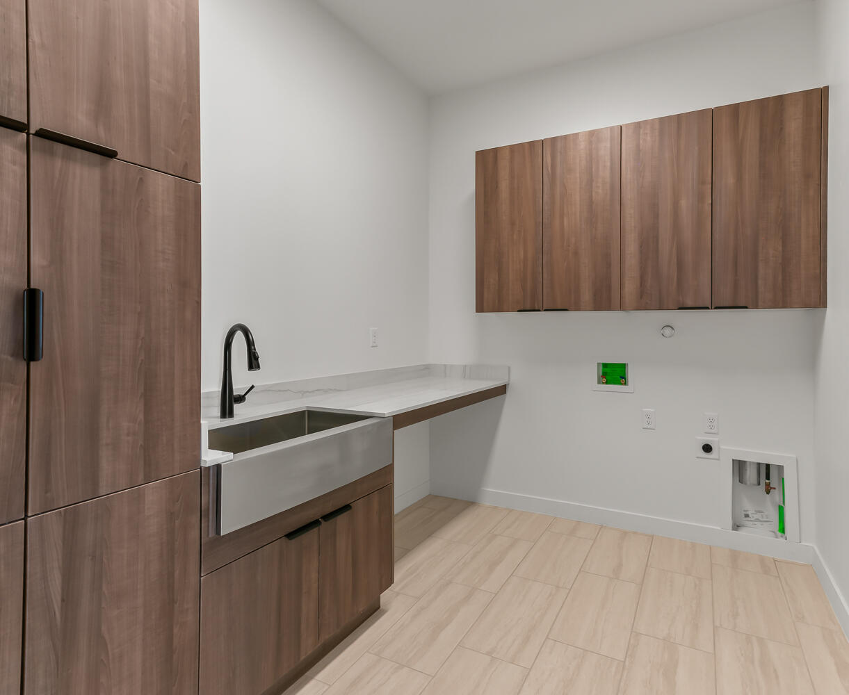 6511 VISTA DEL PRADO