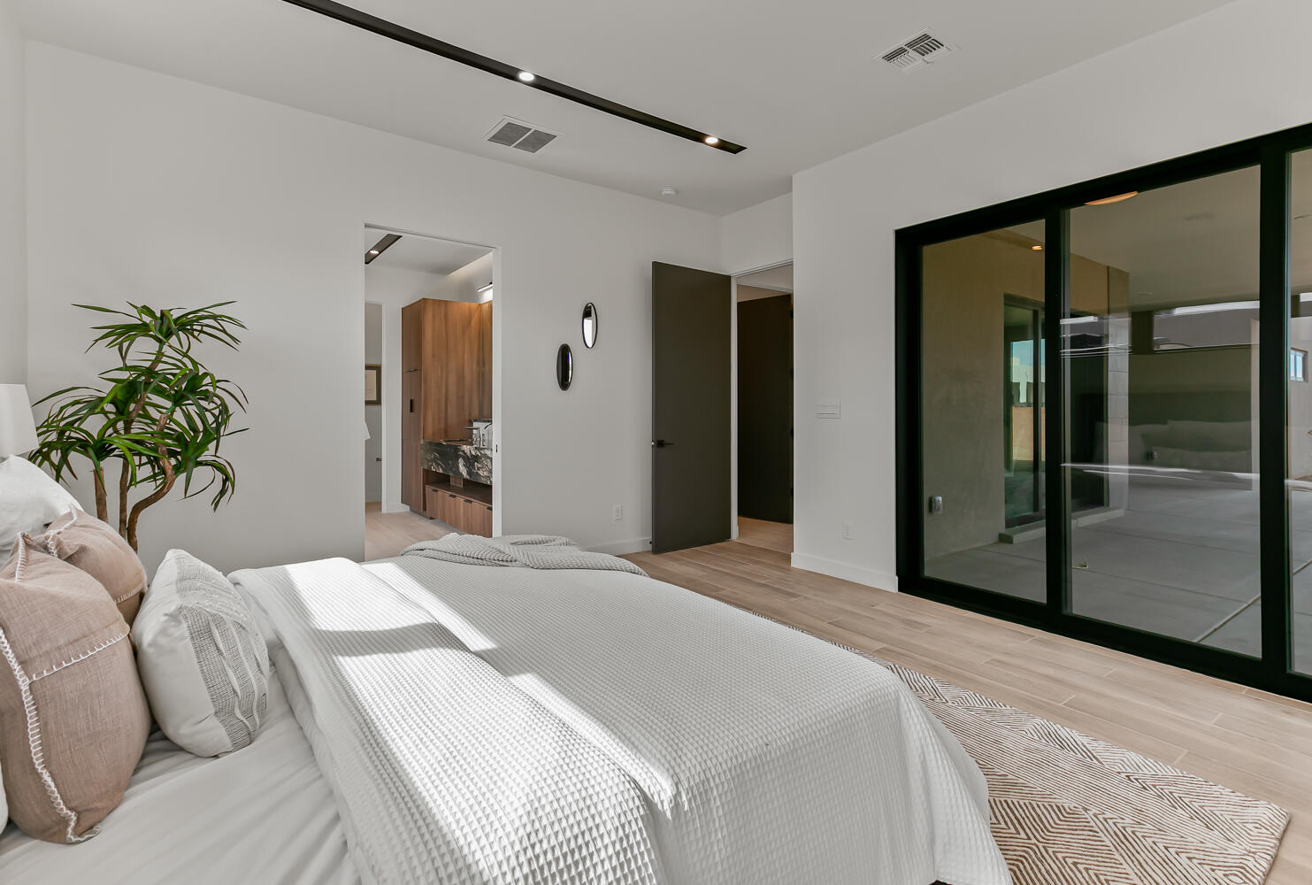 6511 VISTA DEL PRADO