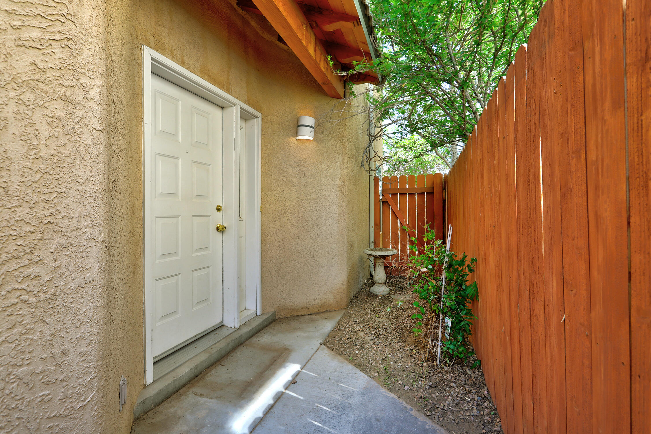 5209 Sugarbear Court