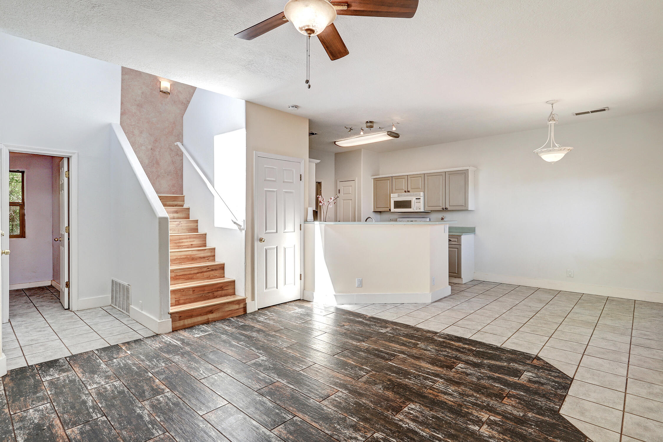 5209 Sugarbear Court