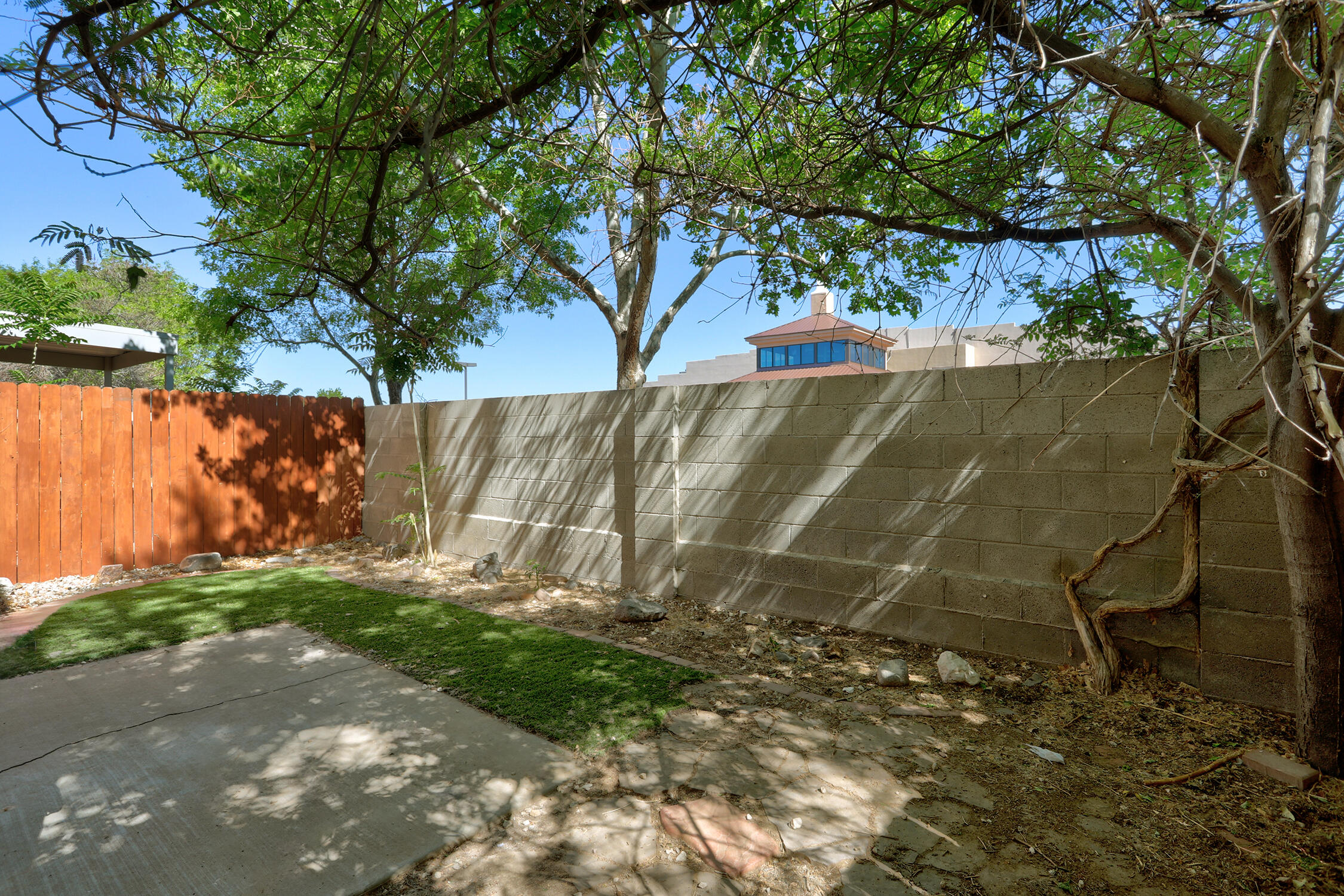 5209 Sugarbear Court