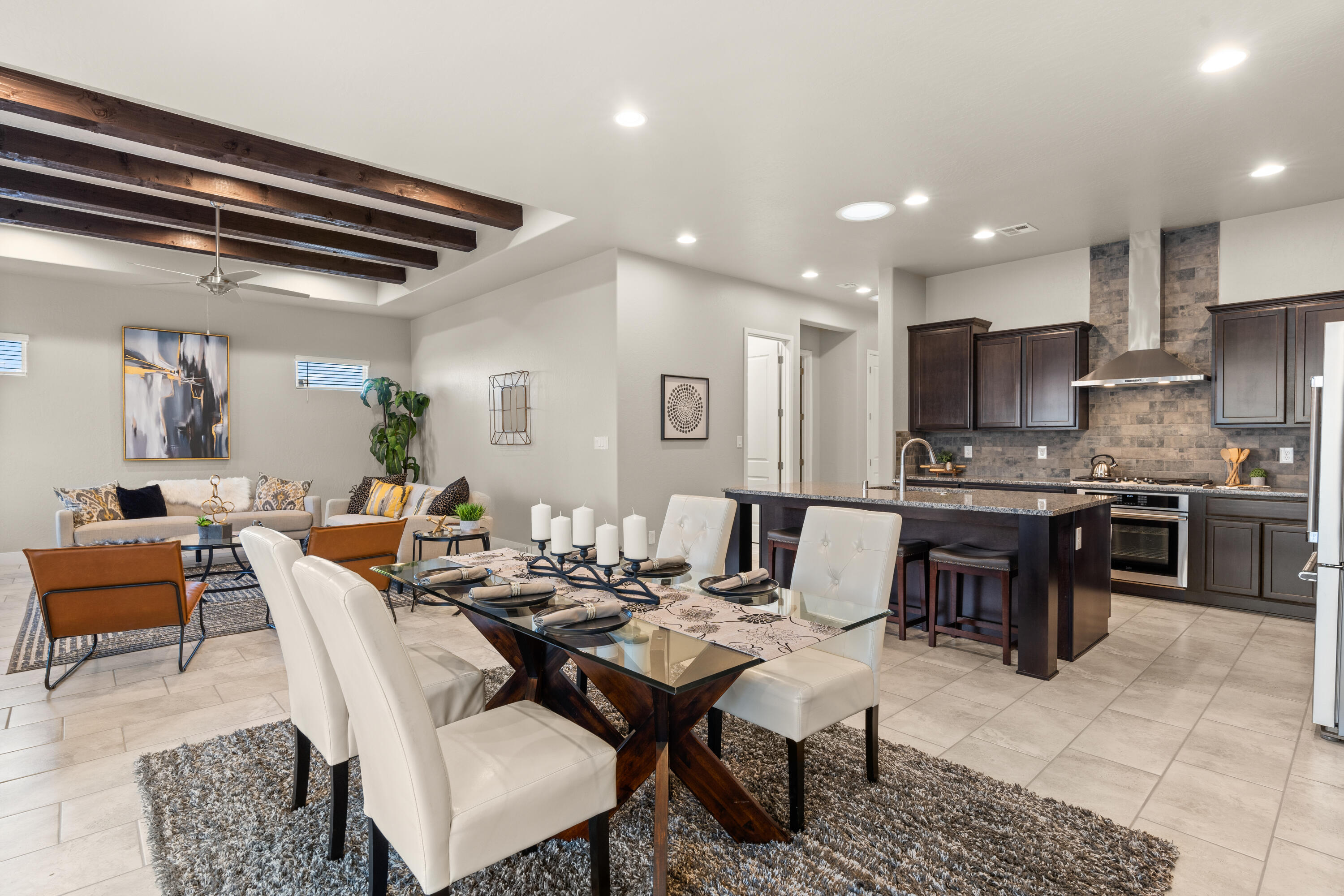 4412 George Loop NE
