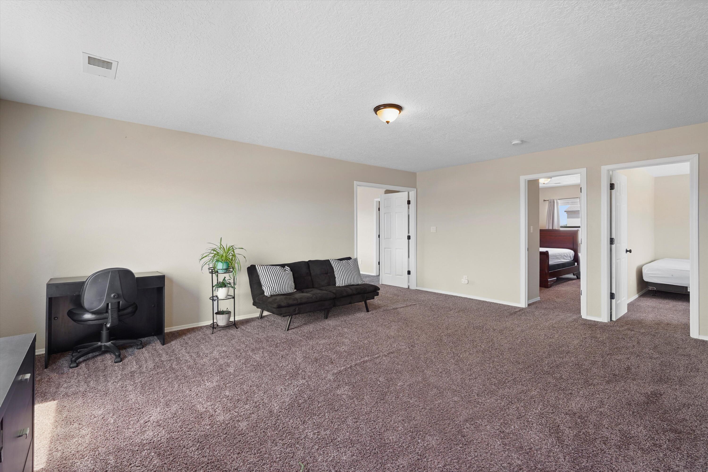 3129 COCHITI Street NE