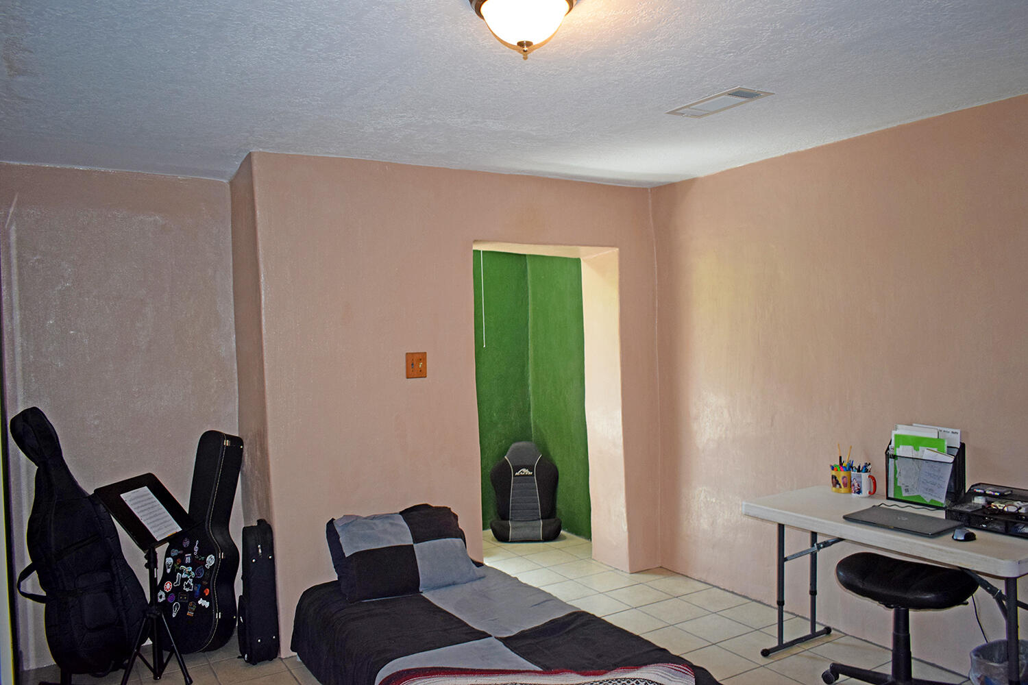 6 ORTEGA Road