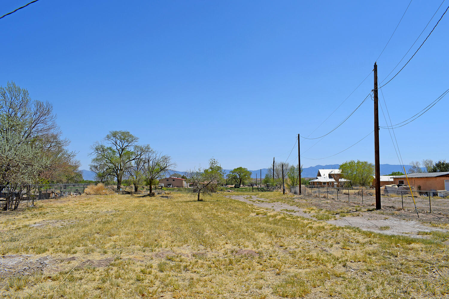 6 ORTEGA Road