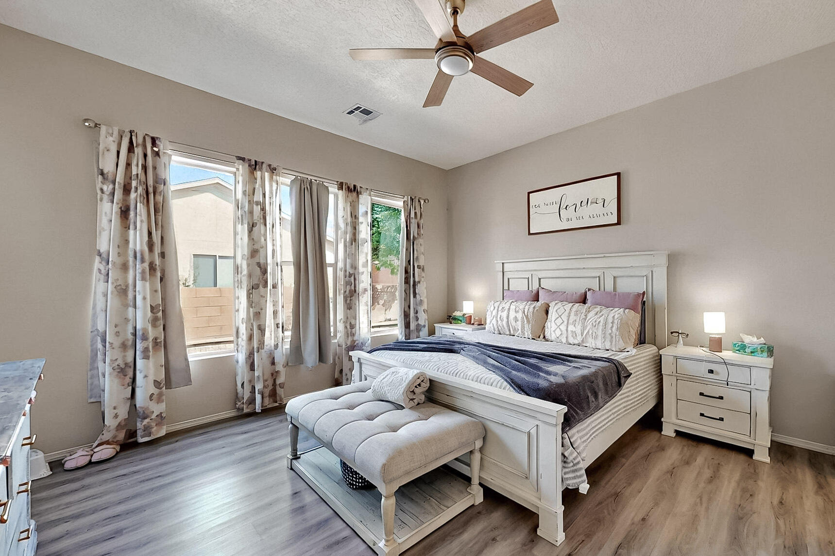 10812 DEL CARMEN Street NW