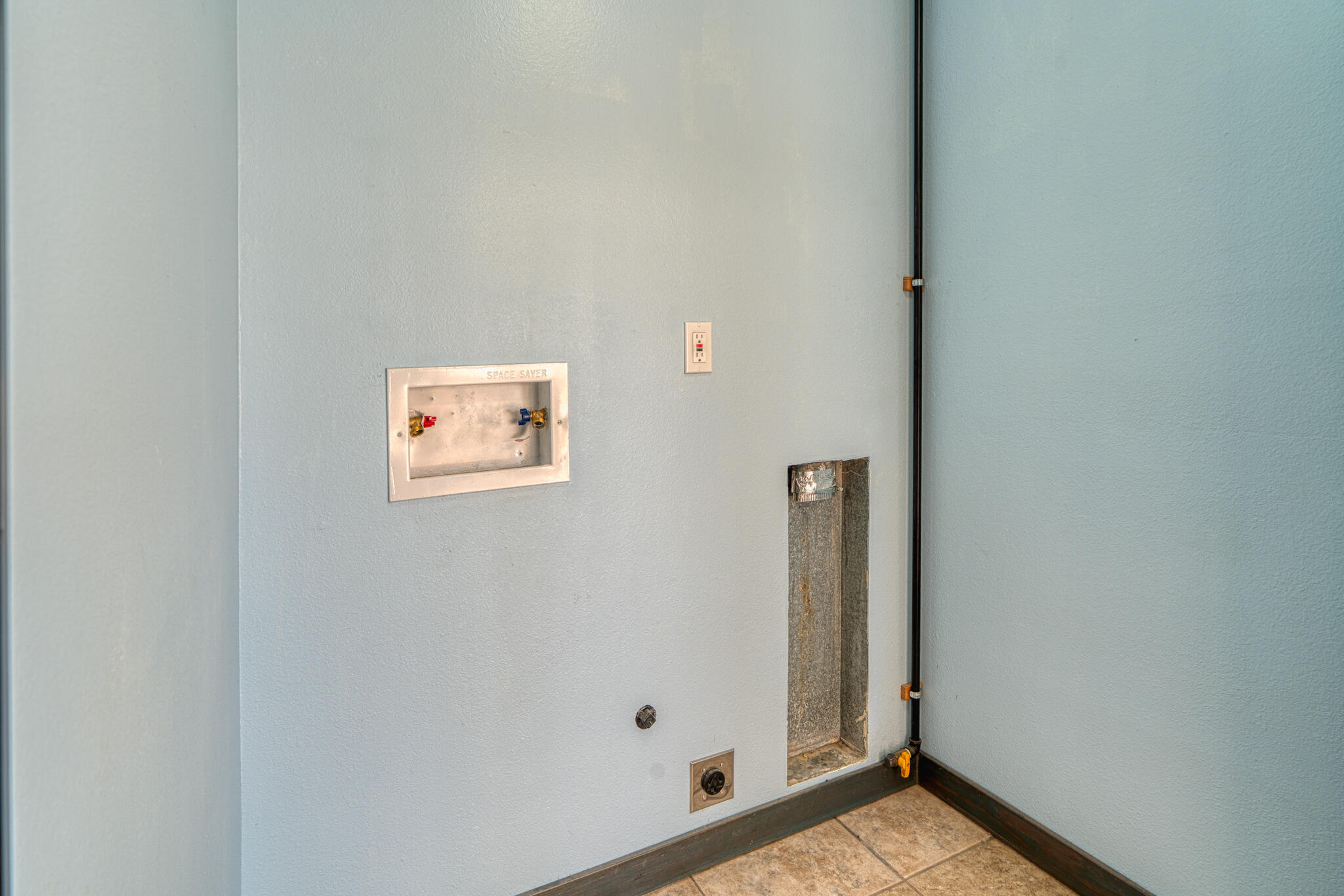 508 LAS MARIAS Drive SE