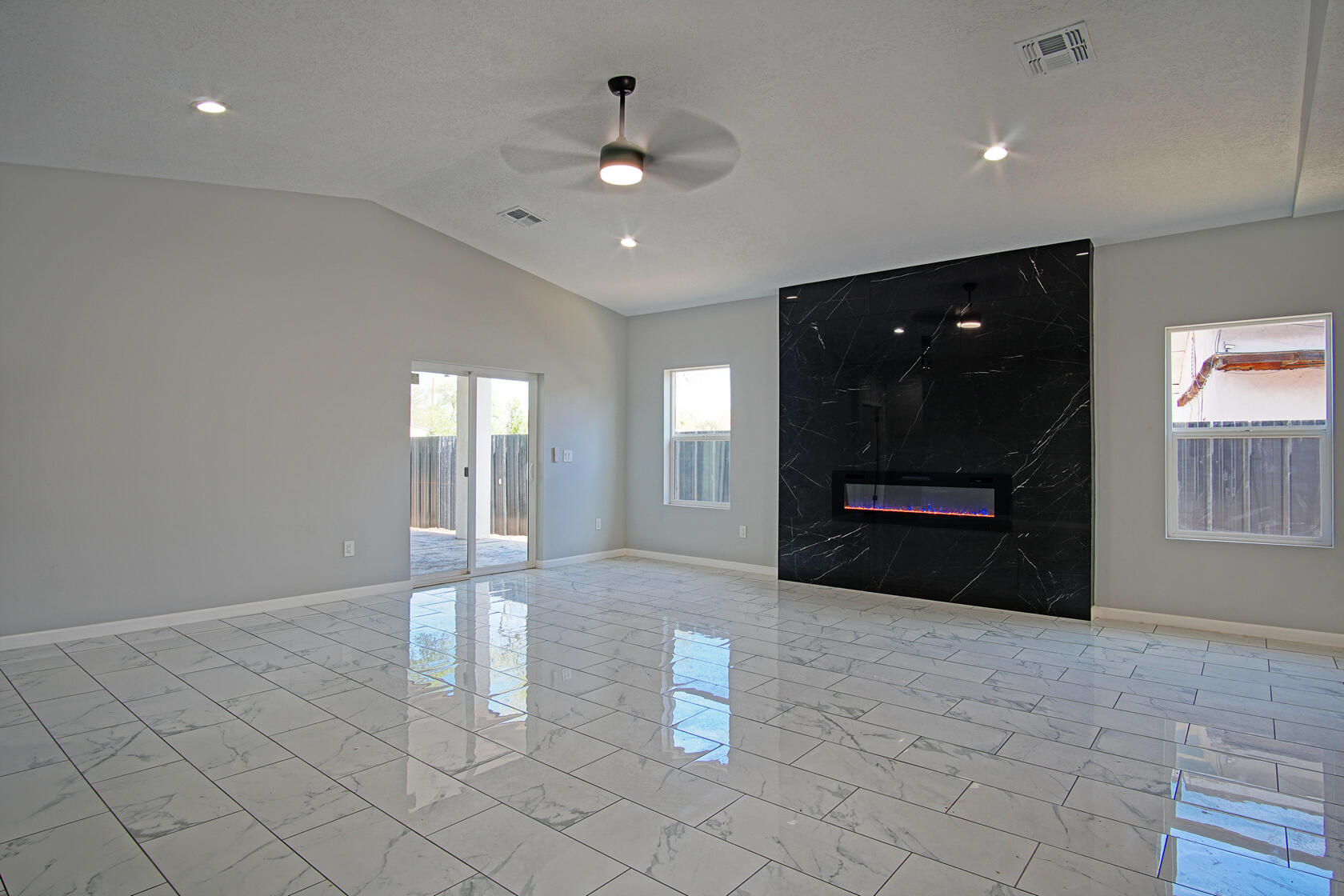 1225 VILLA ROSIE Court SW