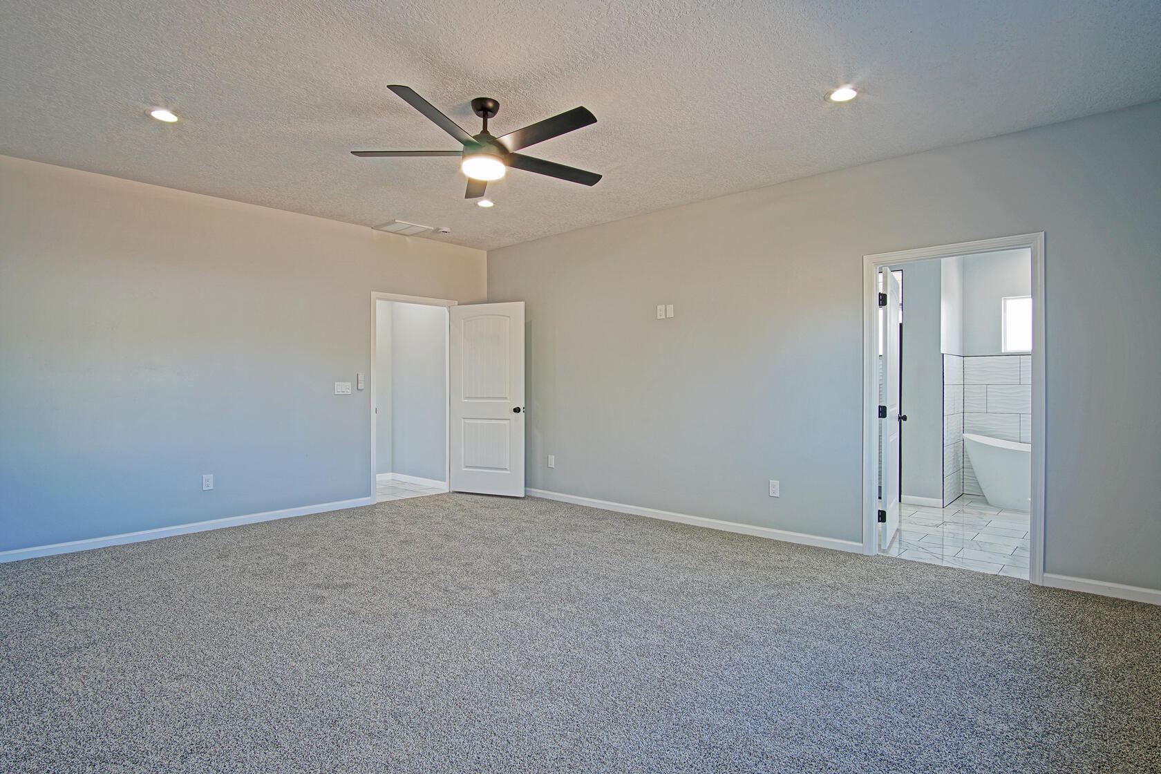 1225 VILLA ROSIE Court SW