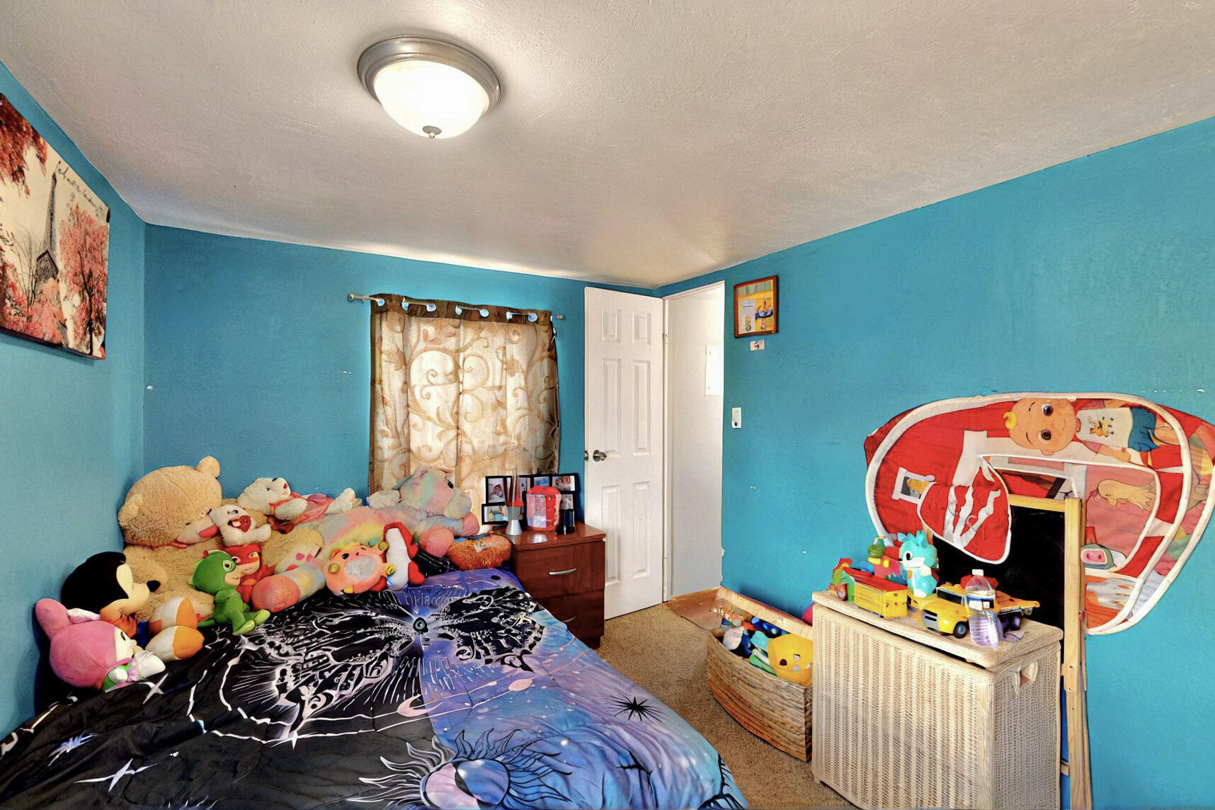 39 CEREZA Circle
