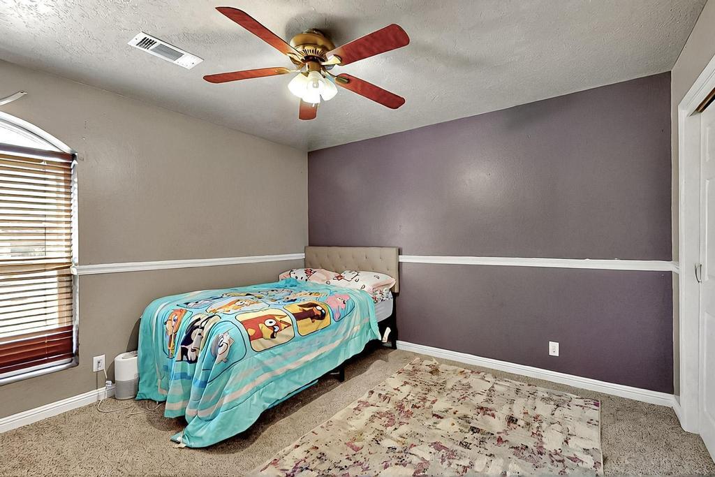 1905 Clearwater Loop NE