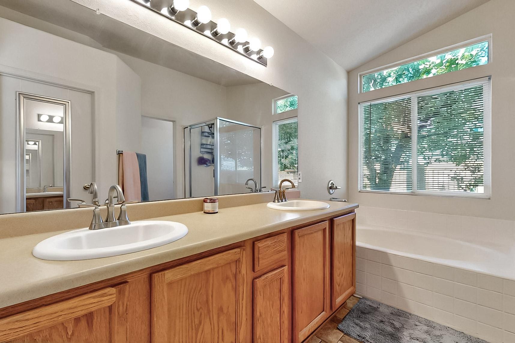 9109 NUEVA SEVILLA Street NW