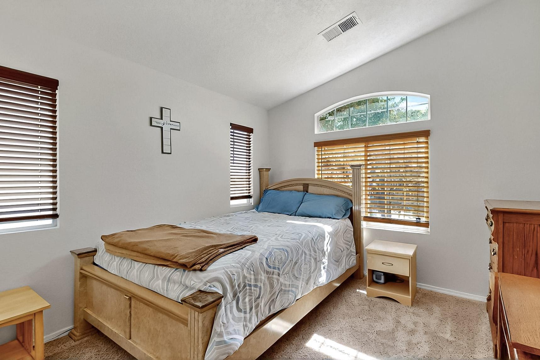 9109 NUEVA SEVILLA Street NW