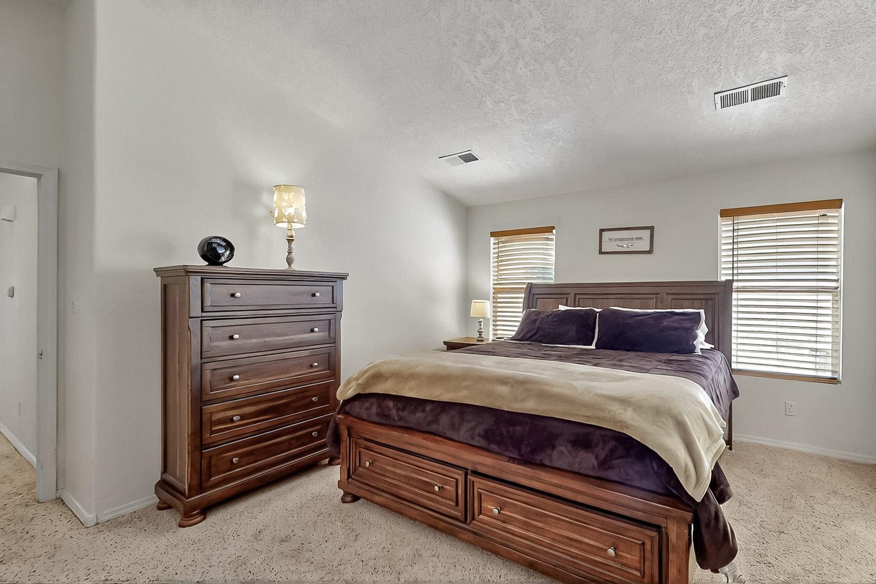 9109 NUEVA SEVILLA Street NW