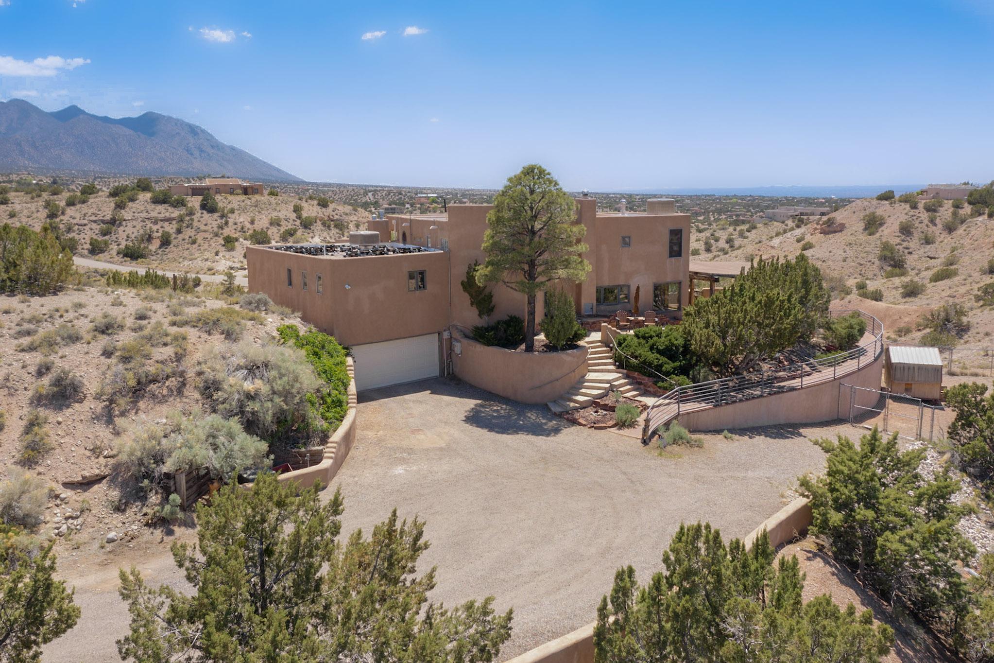 52 TEJON CANON Road