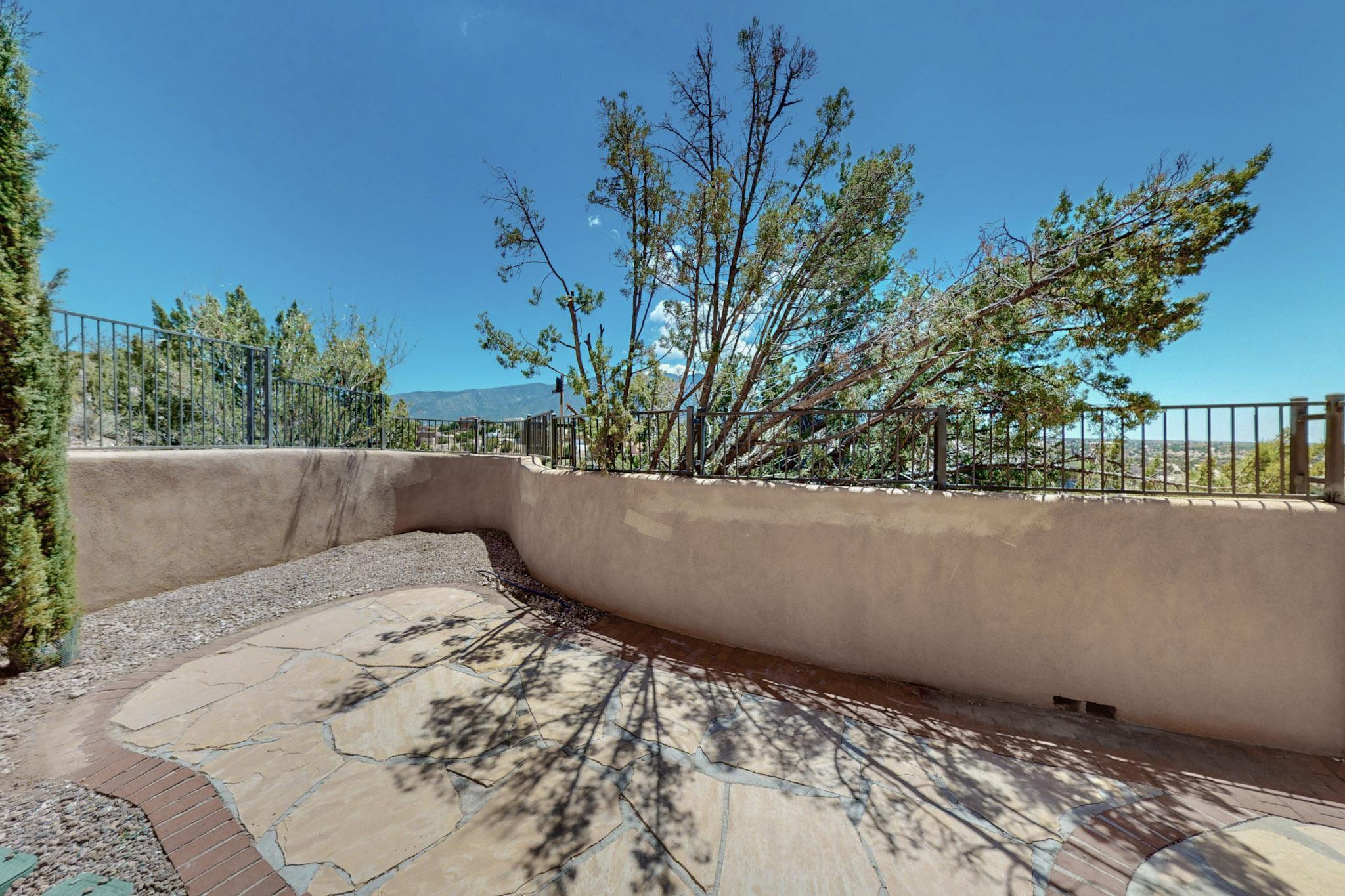52 TEJON CANON Road