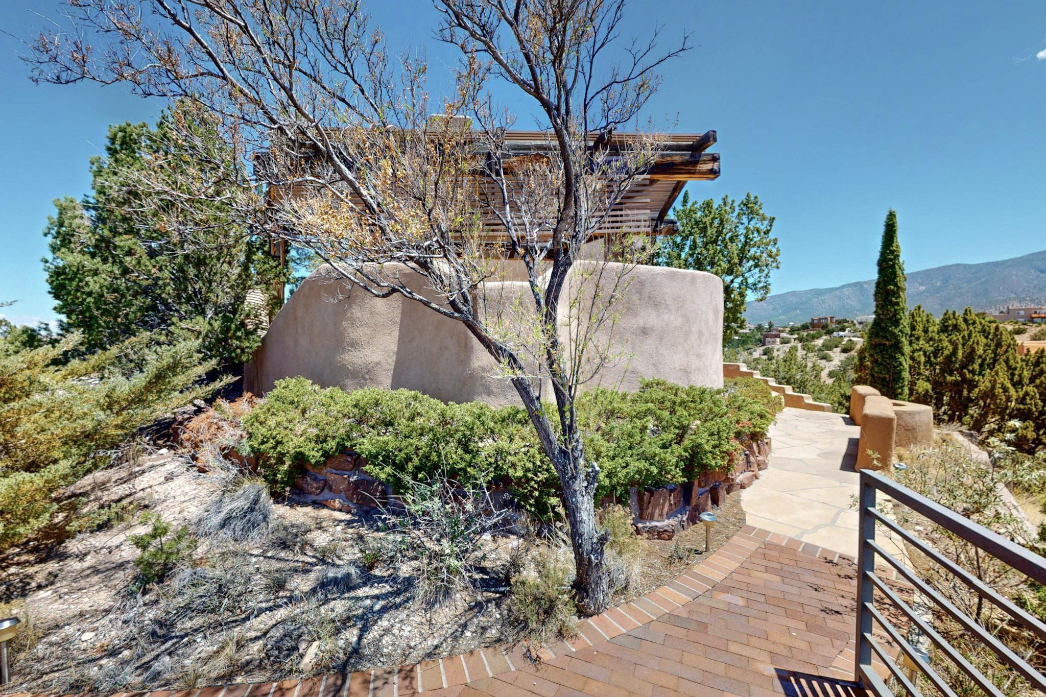 52 TEJON CANON Road