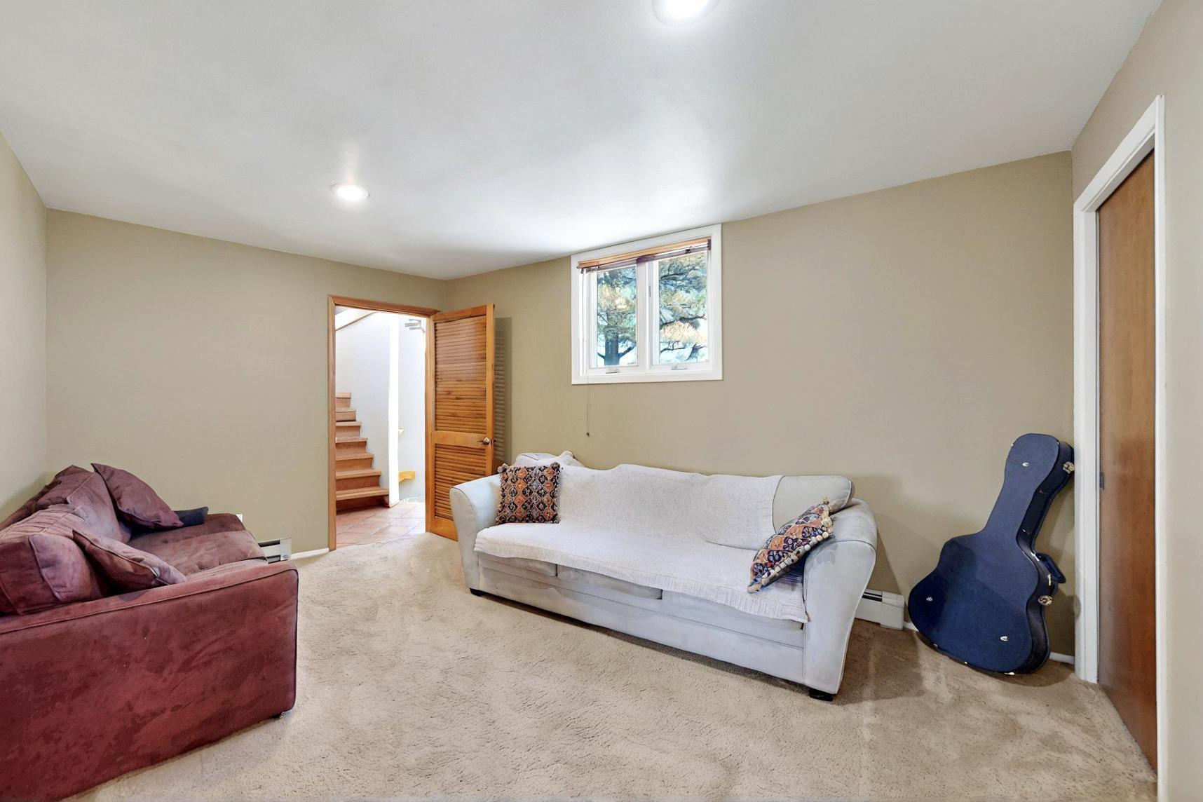 52 TEJON CANON Road