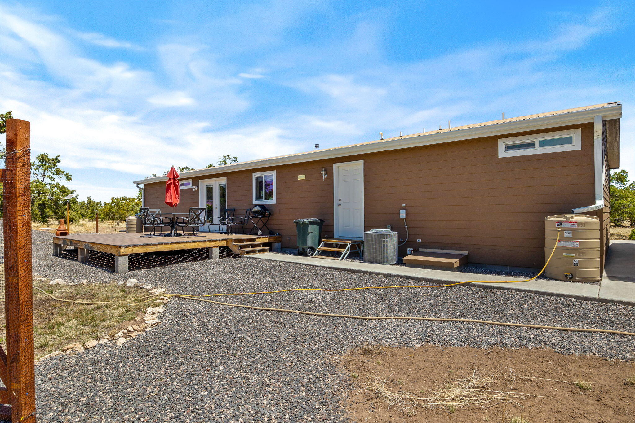 37 BROOK Boulevard