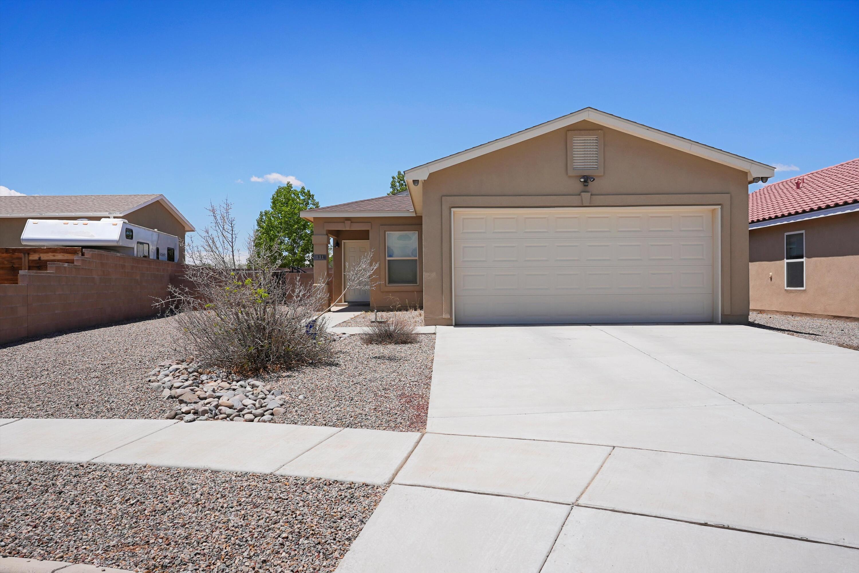 131 OAKWOOD Court SW