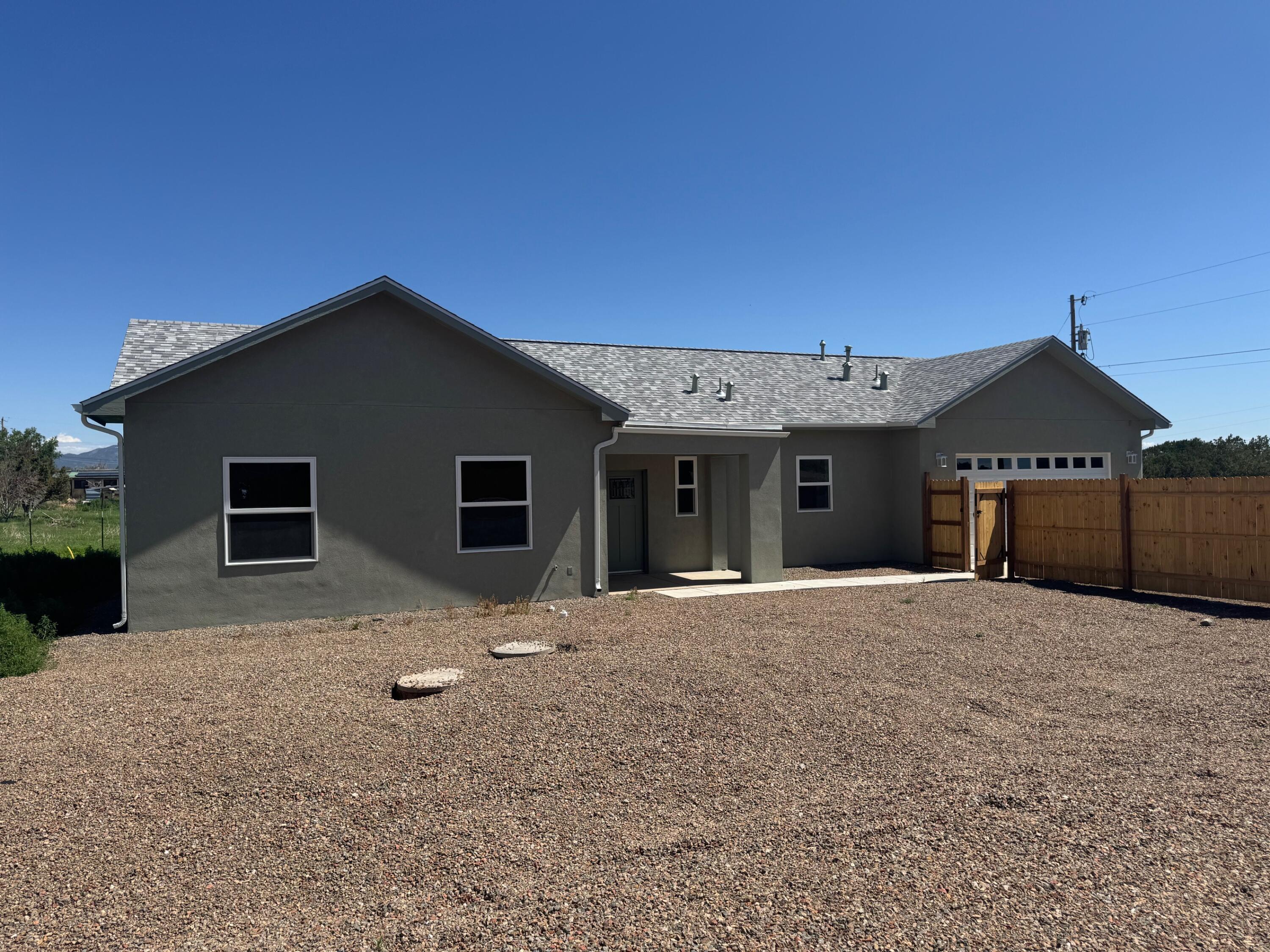 6 ROMANO RAY Court