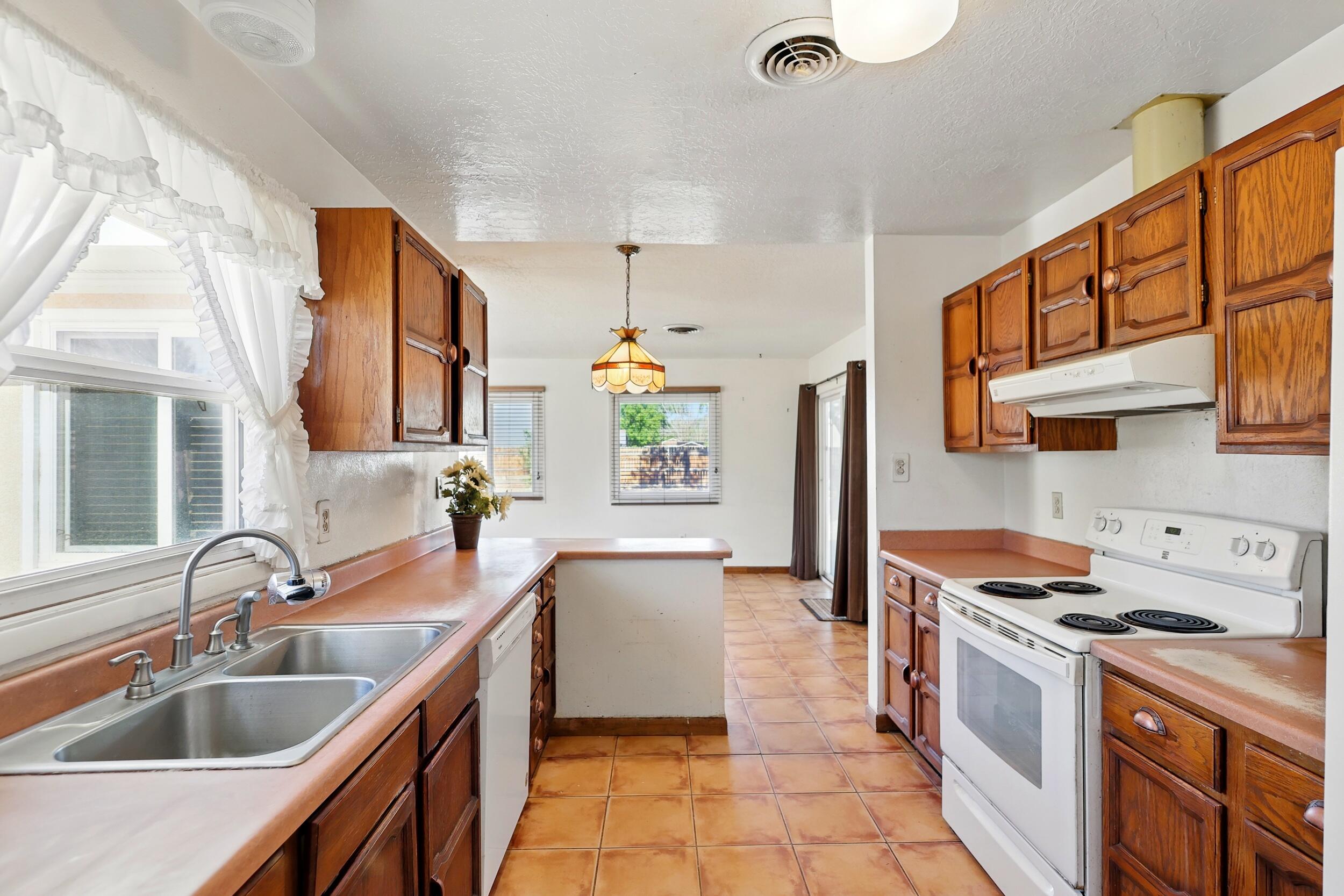 1595 W BOSQUE Loop